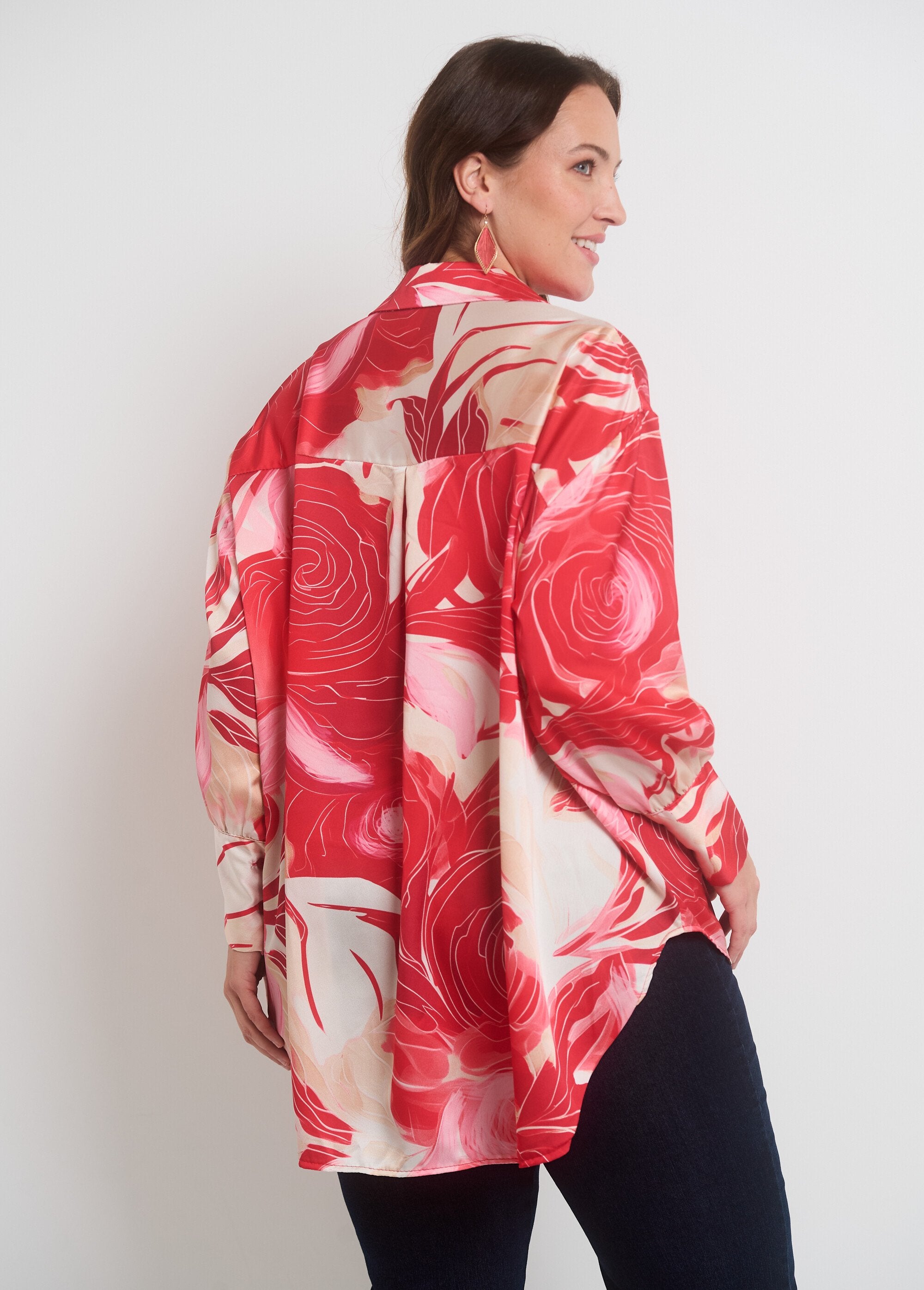 Long_sleeve_floral_satin_blouse_Red_and_pink_DO1_curvy