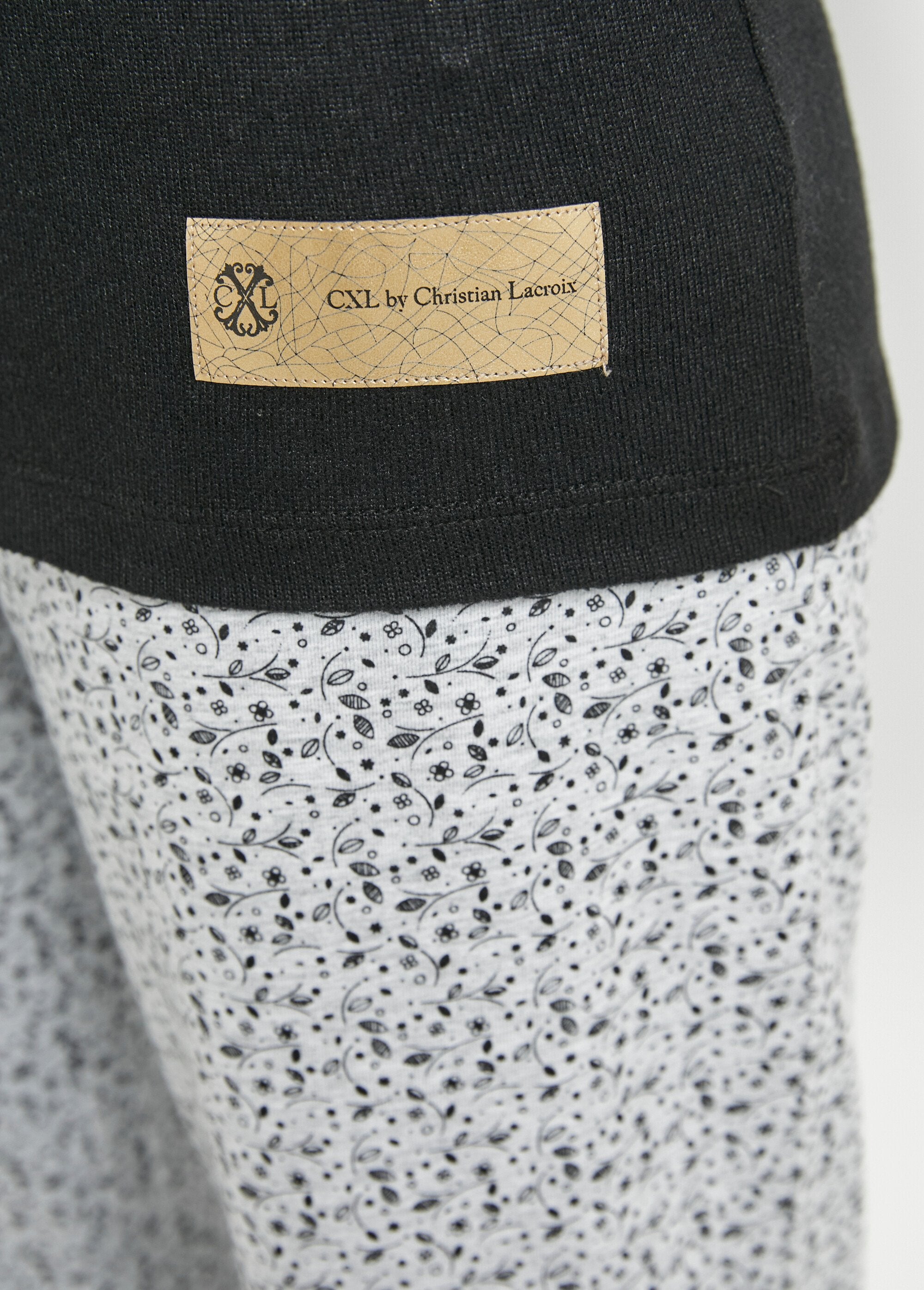 Plain_long-sleeved_pajama_top_Black_DE3_slim