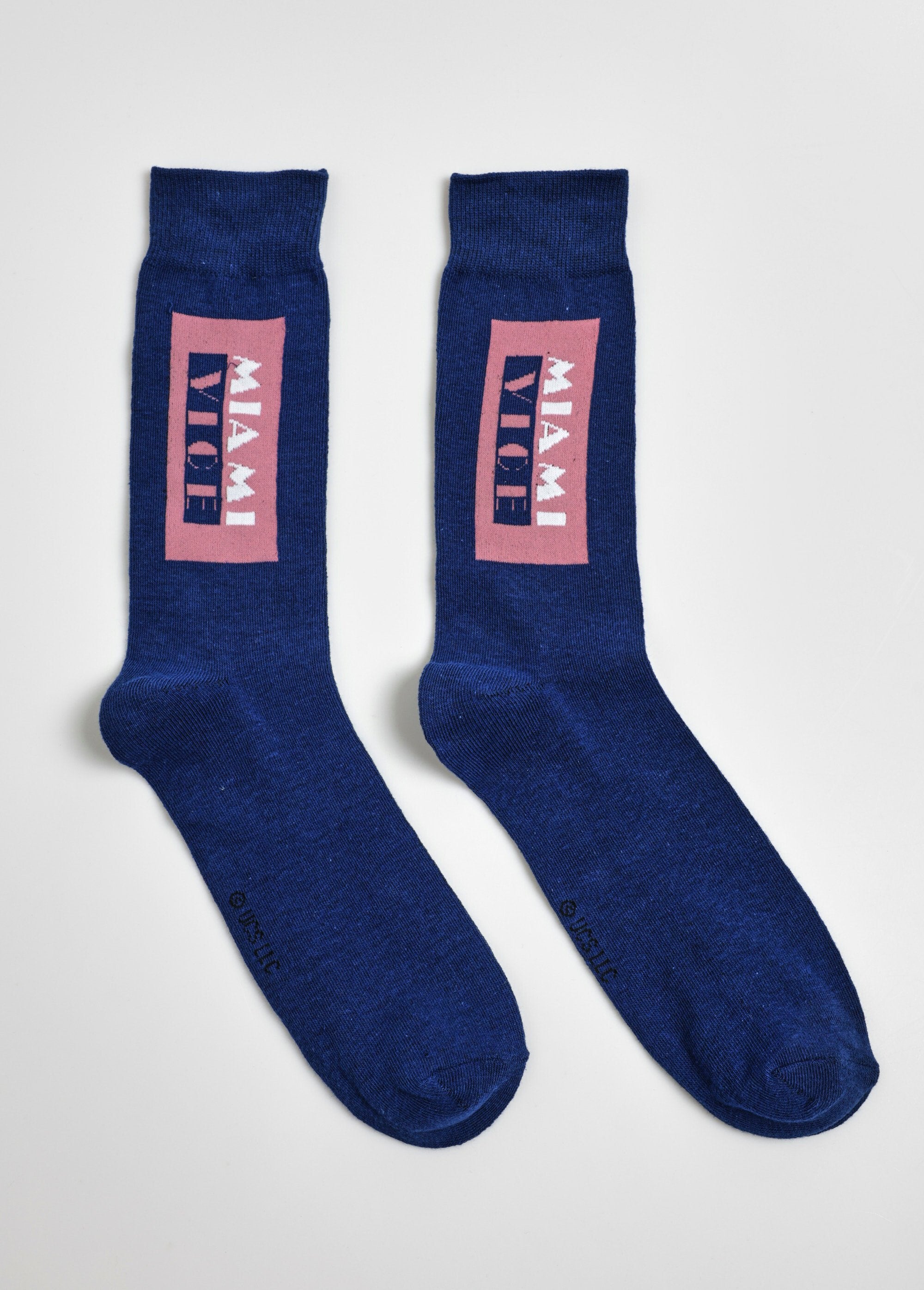 Pair_of_Miami_Vice_licensed_socks_Blue_and_pink_FA1_slim