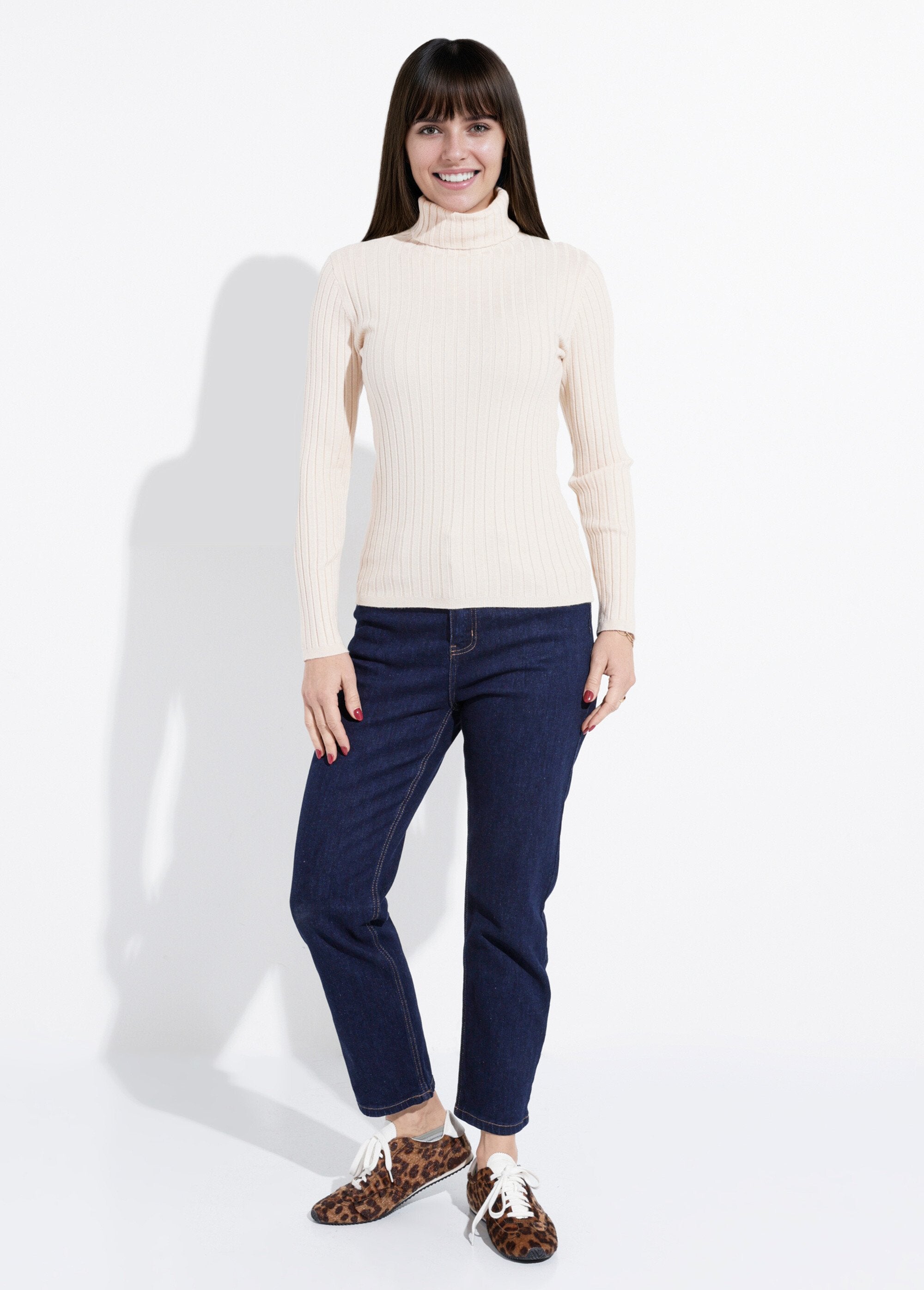 Fine_turtleneck_sweater,_flat_knit_Beige_SF1_slim
