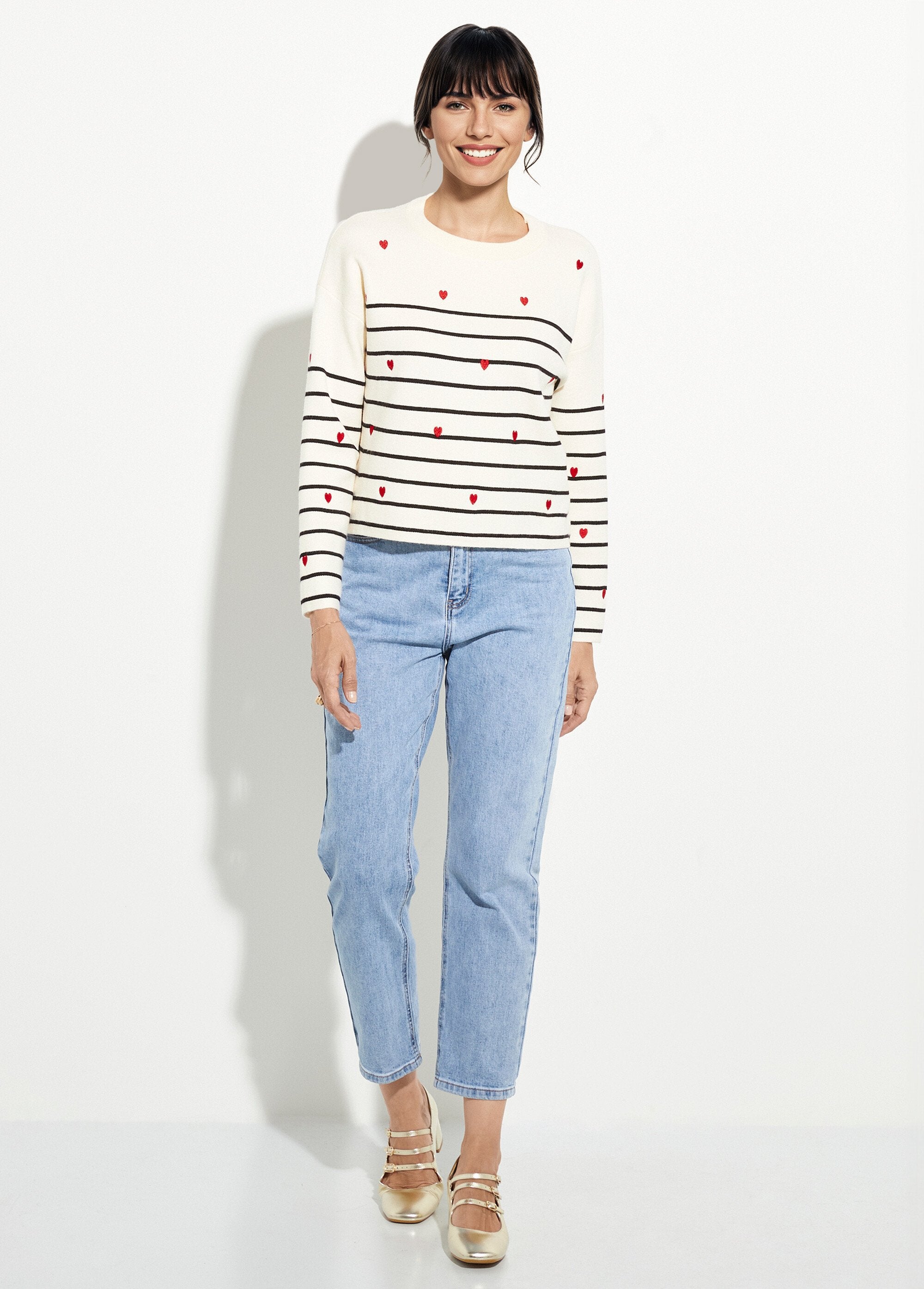 Thick_sailor_sweater_with_stripes_and_heart,_round_neck_Ecru_with_navy_stripes_SF1_slim