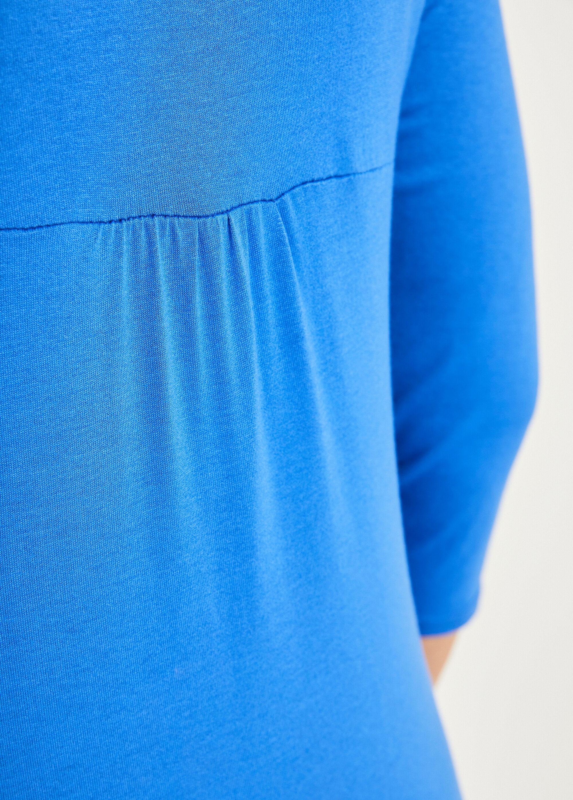 Plain_V-neck_cropped_t-shirt_Blue_DE3_slim