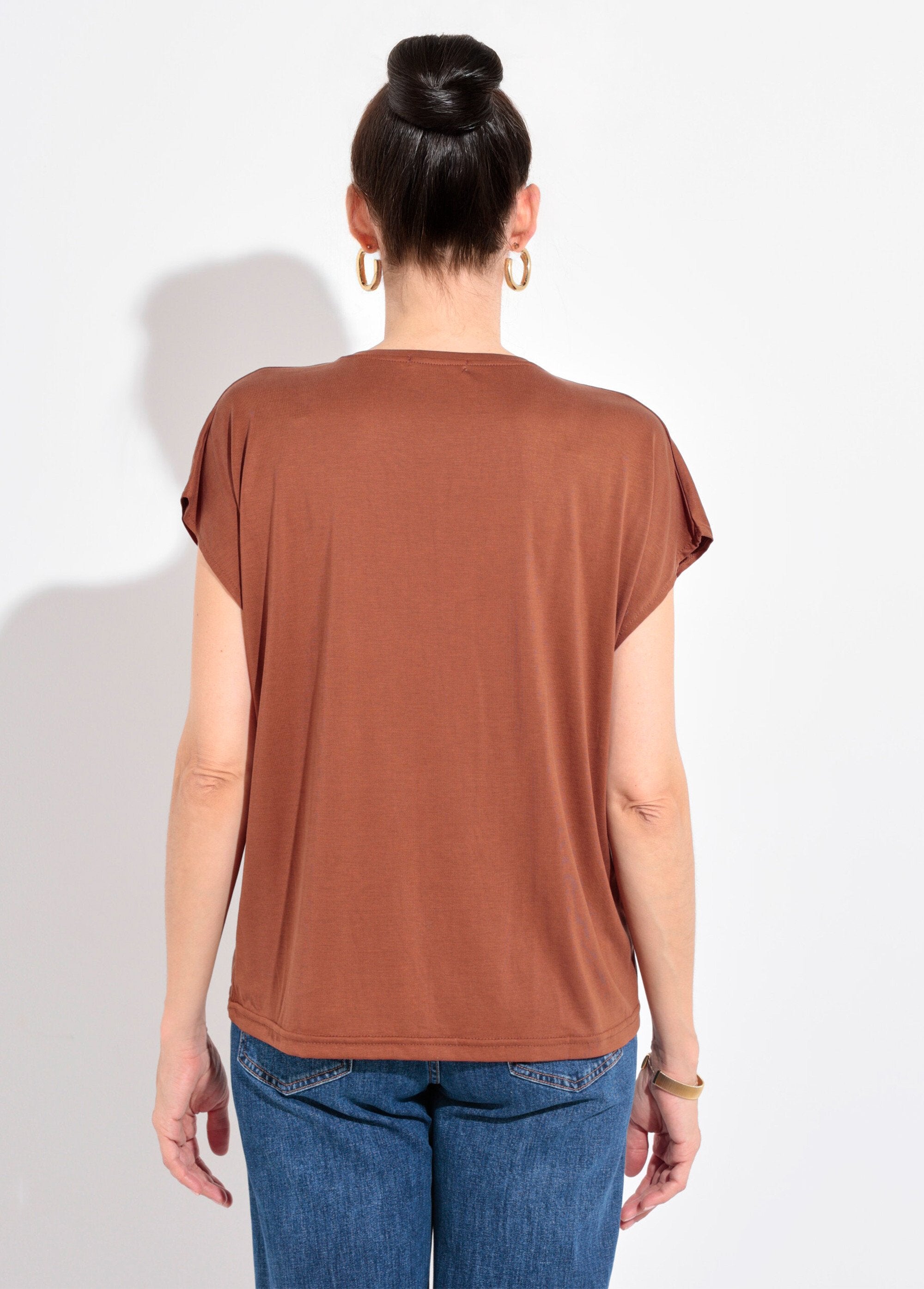 Loose-fitting,_short-sleeved_T-shirt_Brown_DO1_slim
