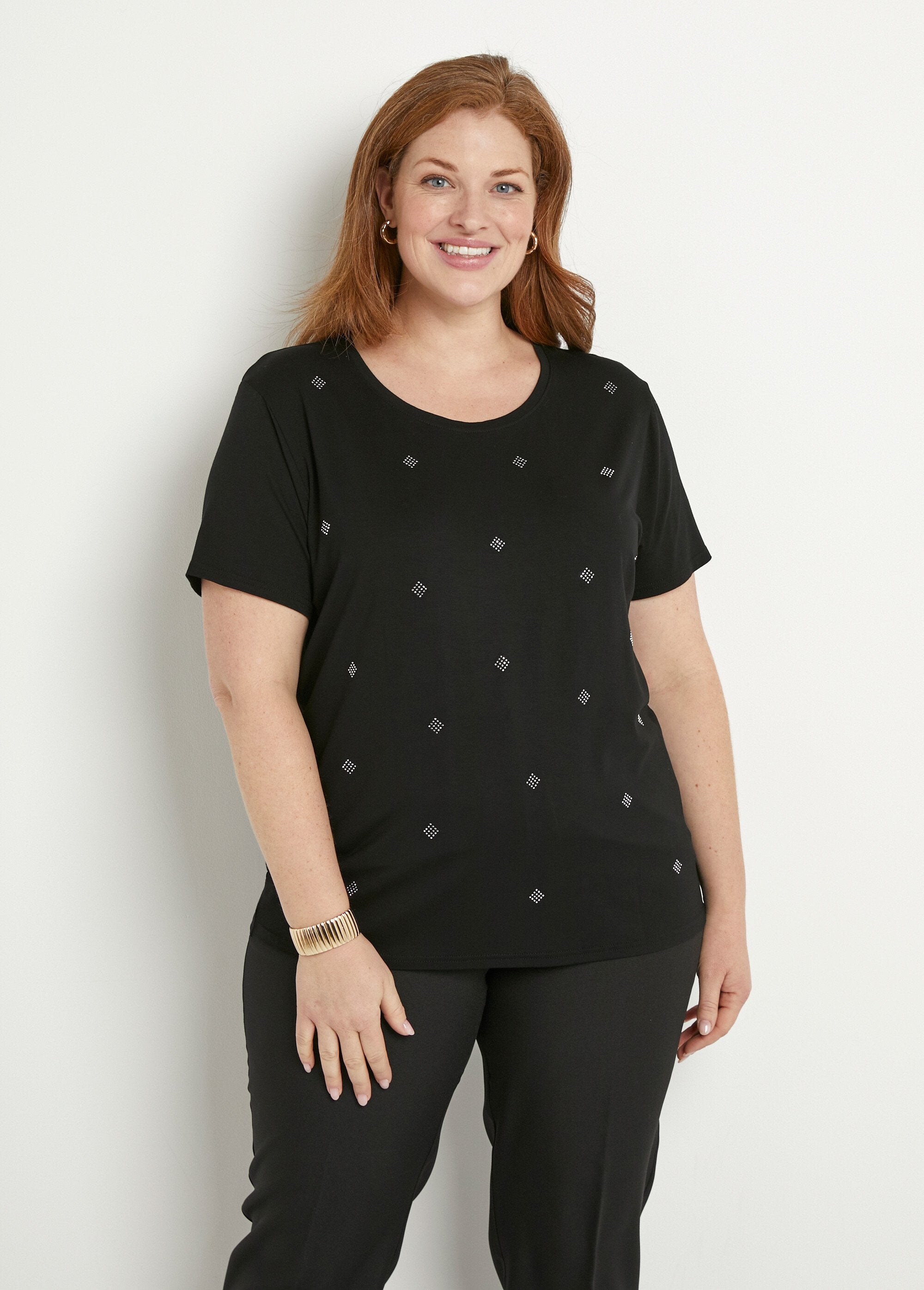 Plain_rhinestone_round_neck_short_sleeve_t-shirt_Black_FA1_curvy