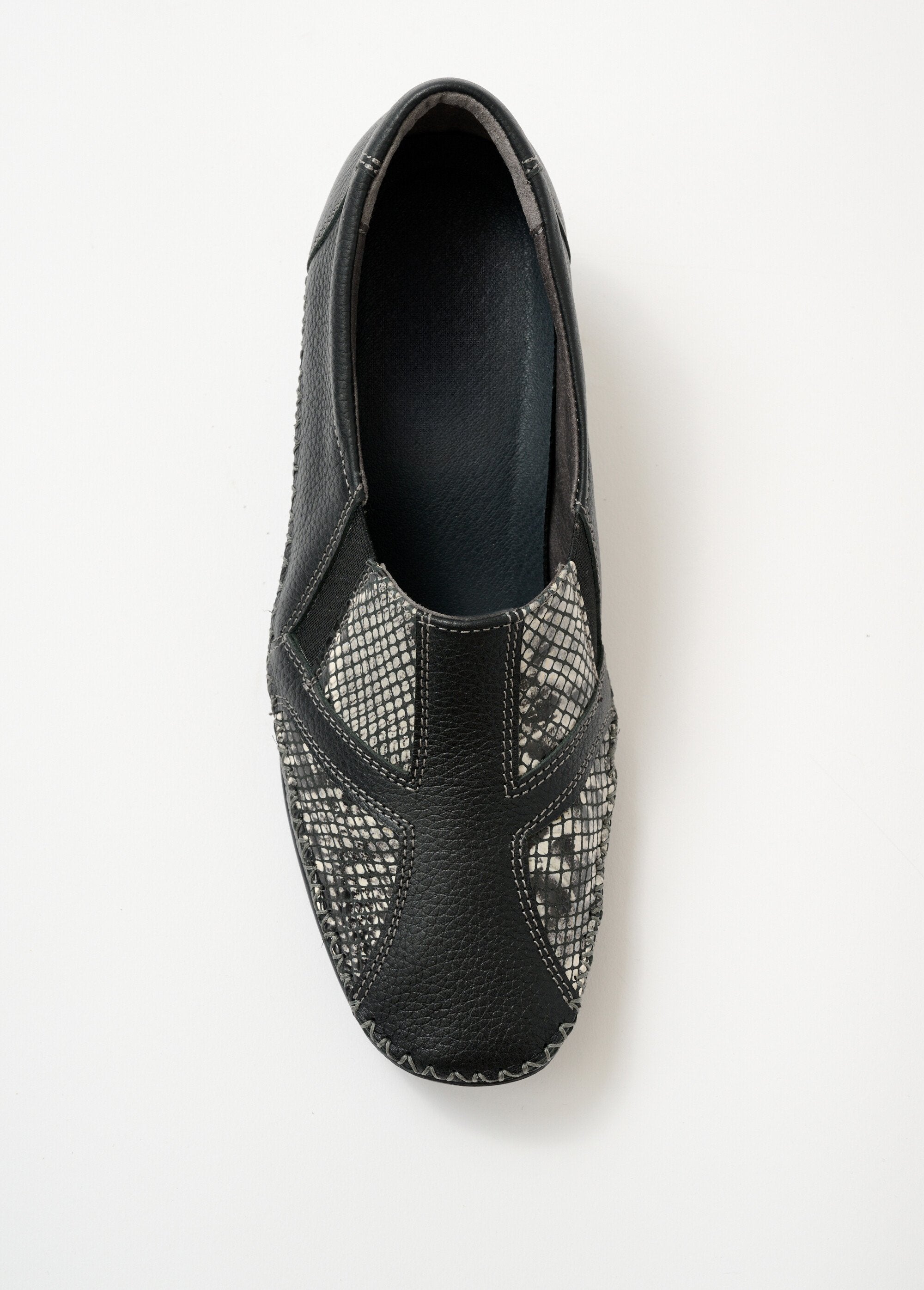 Full-fit_pumps_for_sensitive_feet_Black_OV1_slim