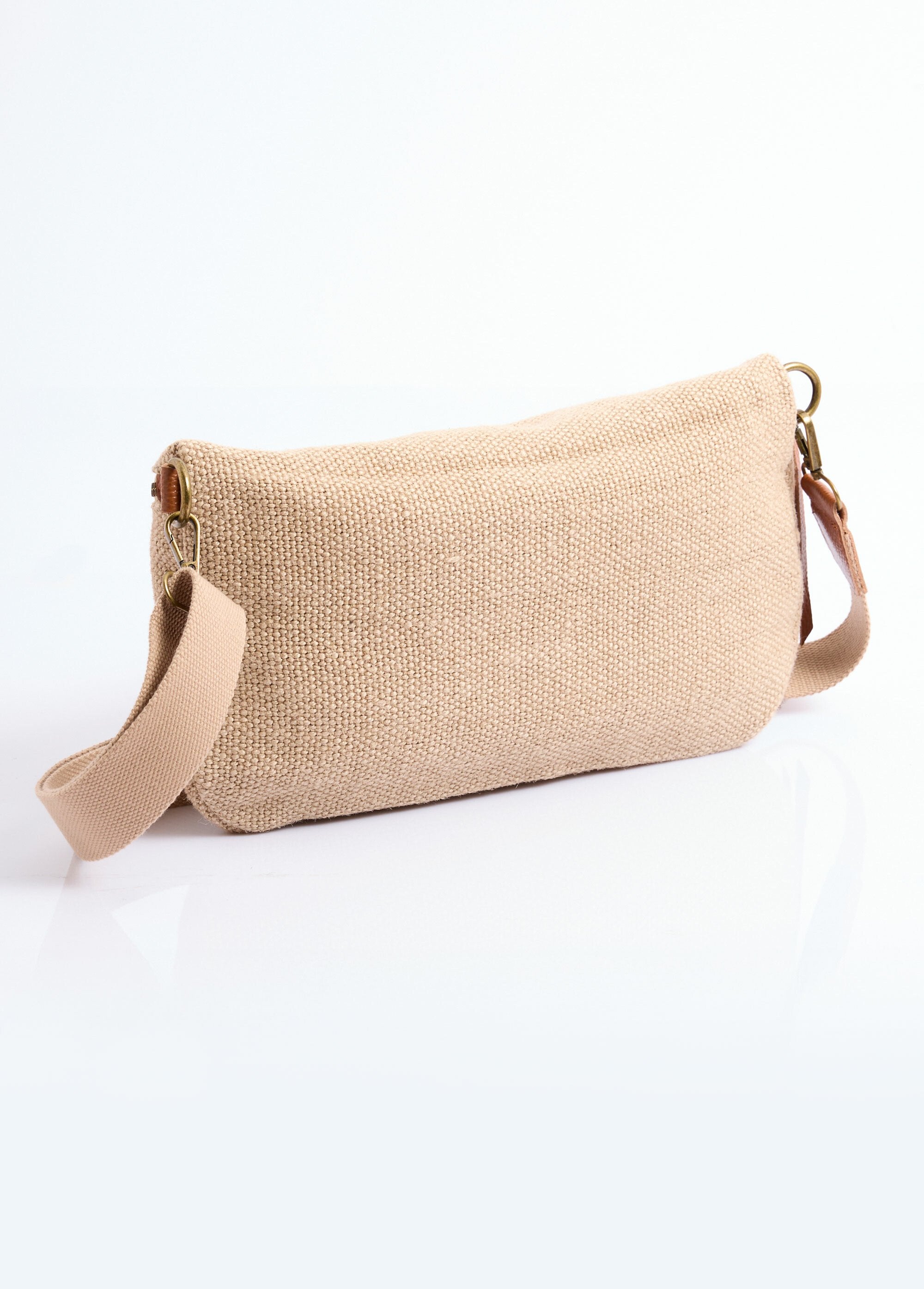 Large_jute_fanny_pack_with_leather_details_Beige_DE1_slim