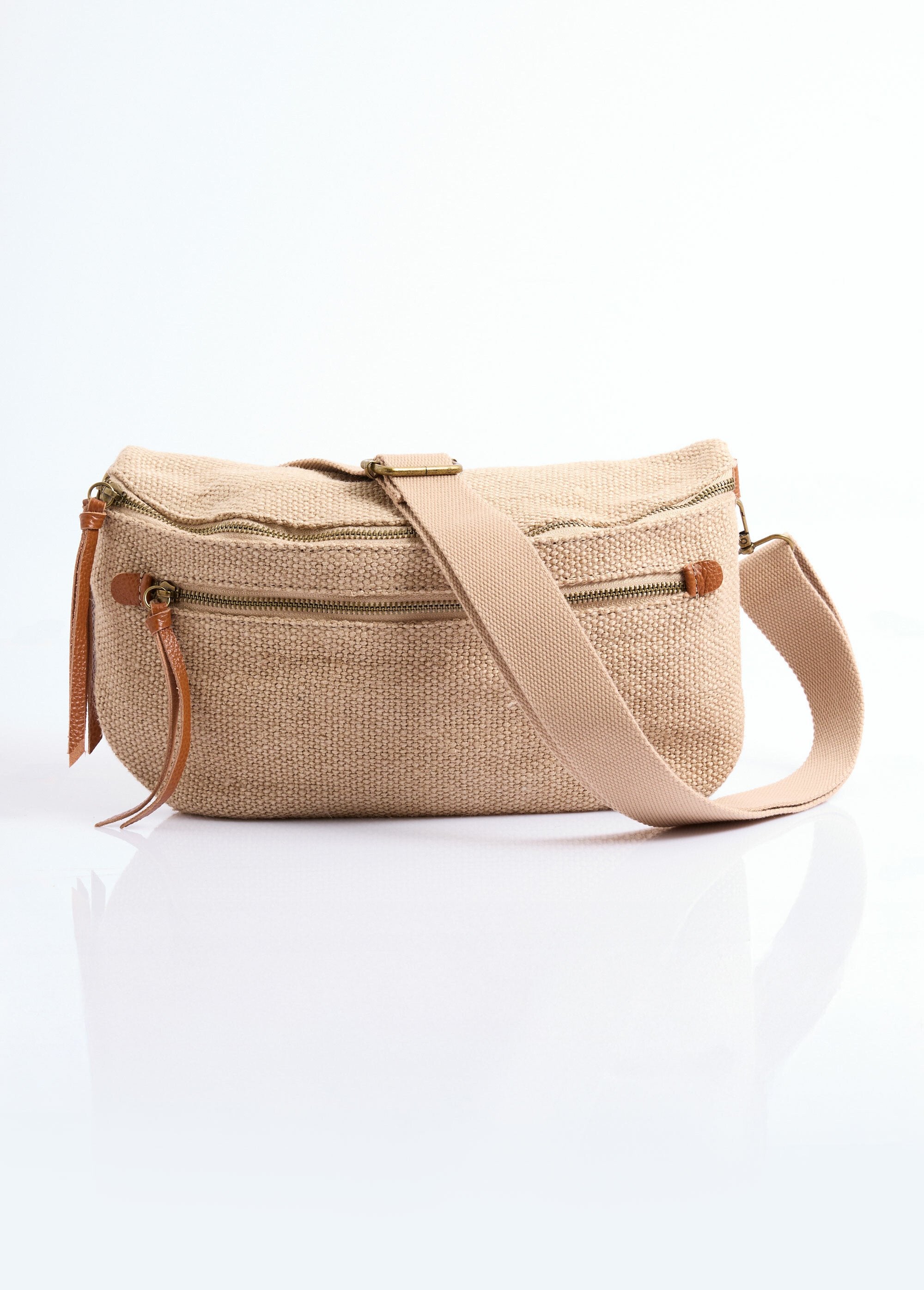 Large_jute_fanny_pack_with_leather_details_Beige_FA1_slim