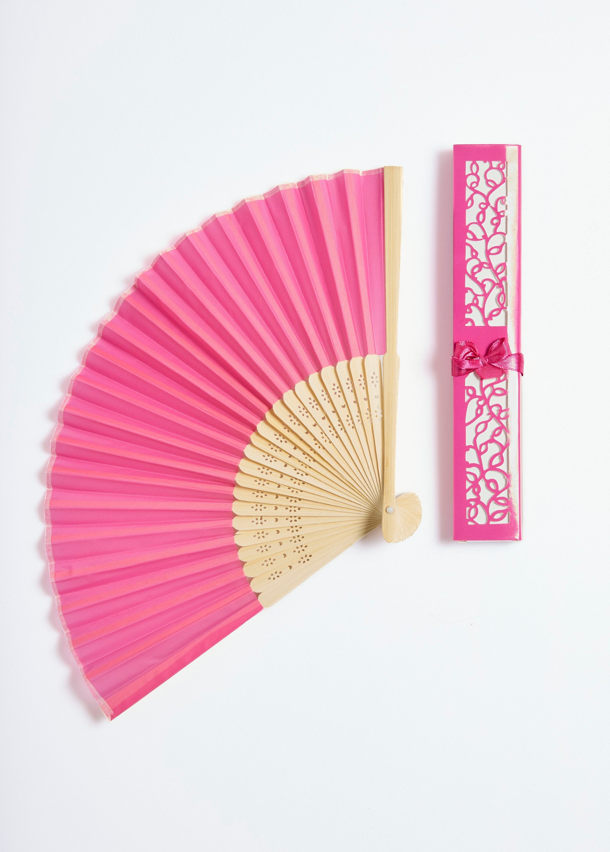 Bamboo_fan_and_gift_case_Fuchsia_FA1_slim