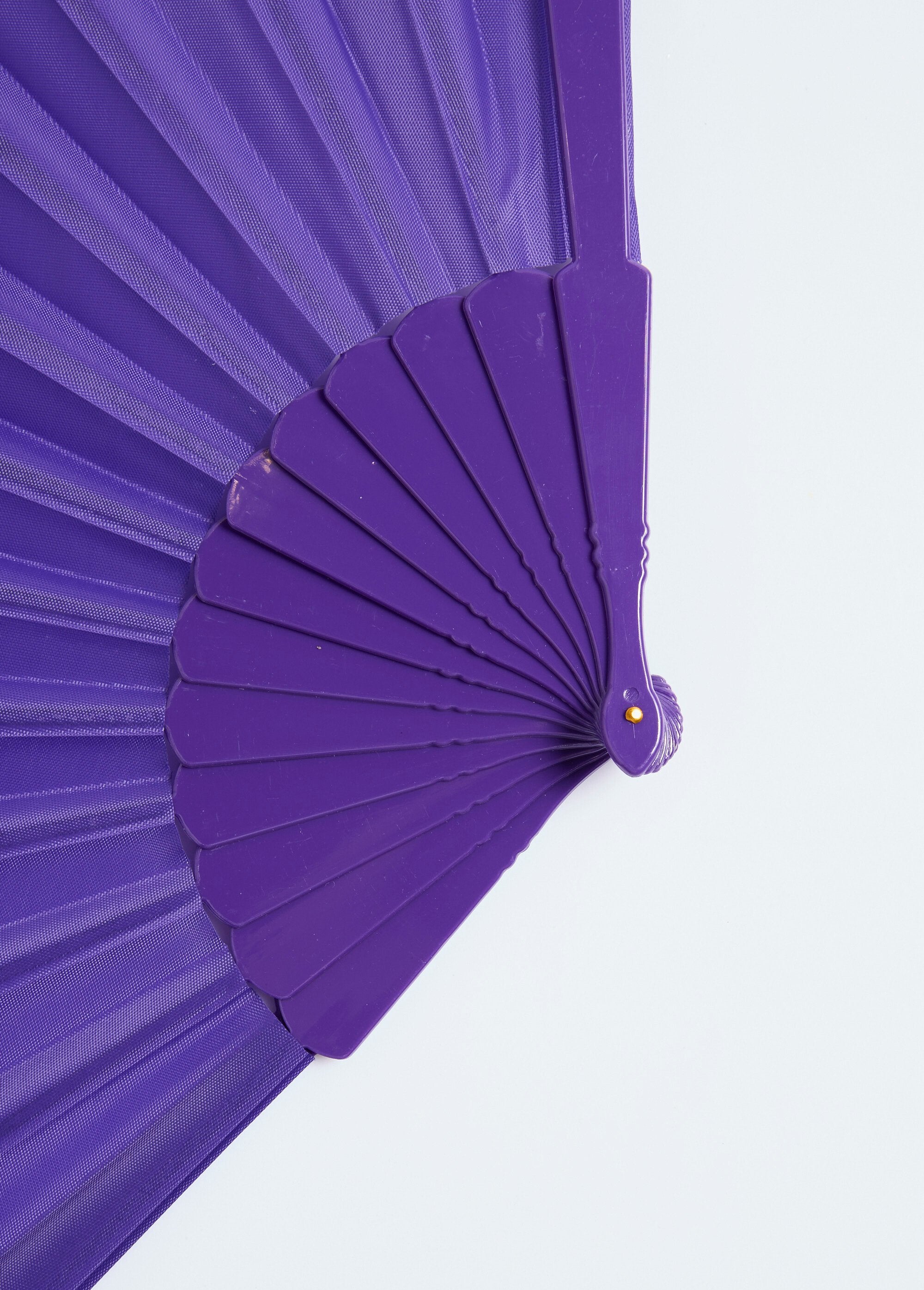 Fan_and_organza_pouch_Purple_DE1_slim