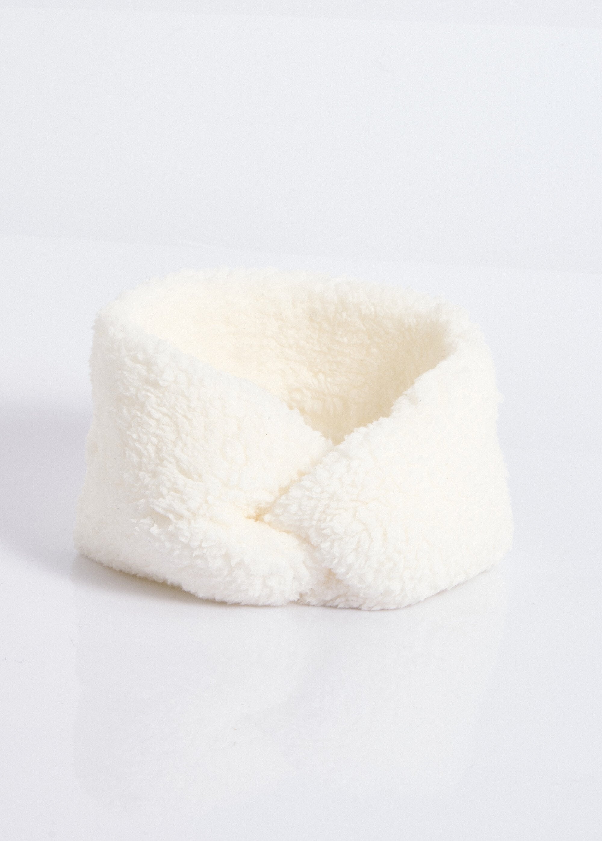 Warm_fleece_headband,_plain_sherpa_style_White_FA1_slim