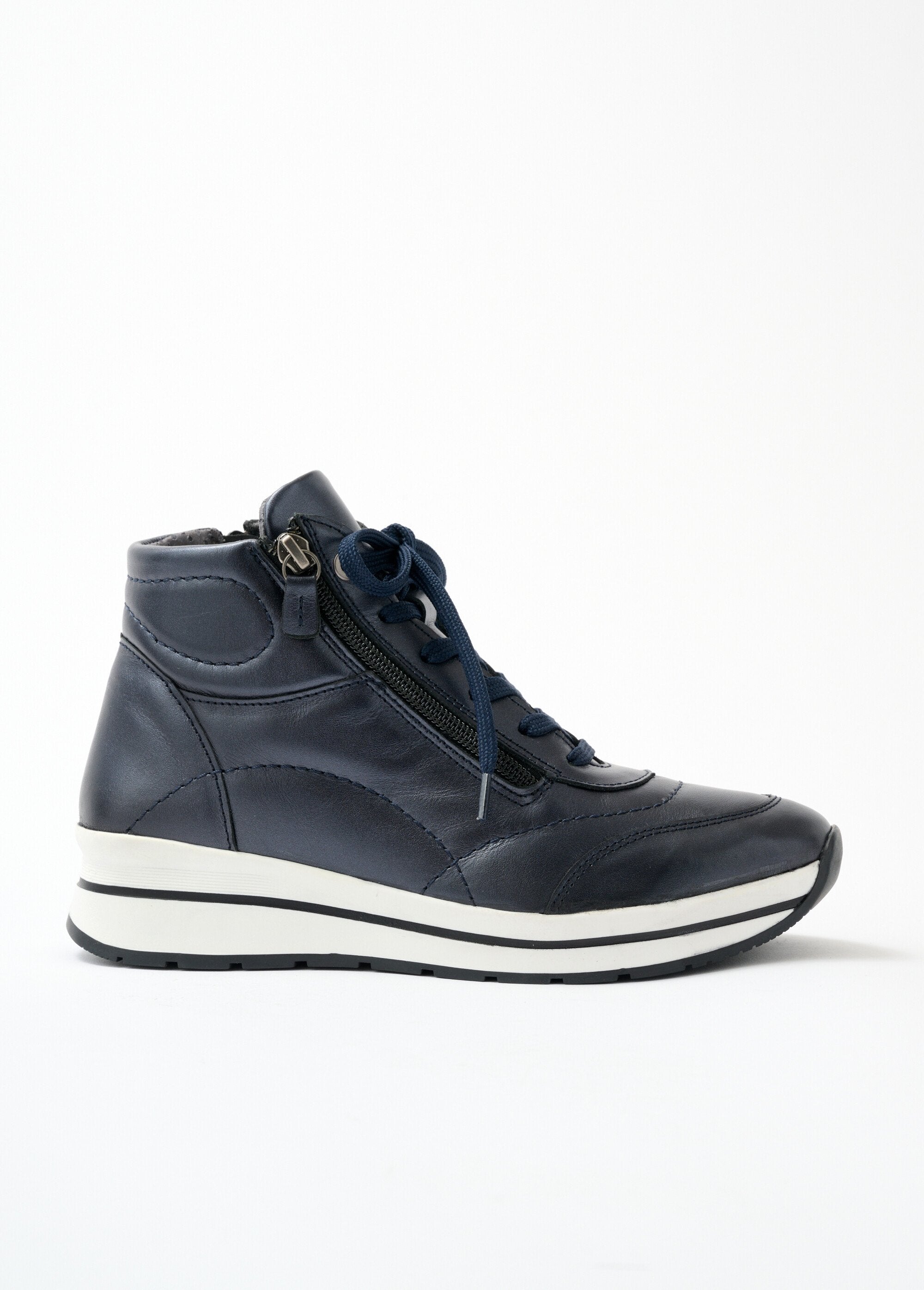 Comfortable_leather_high-top_sneakers_Navy_irises_DR1_slim