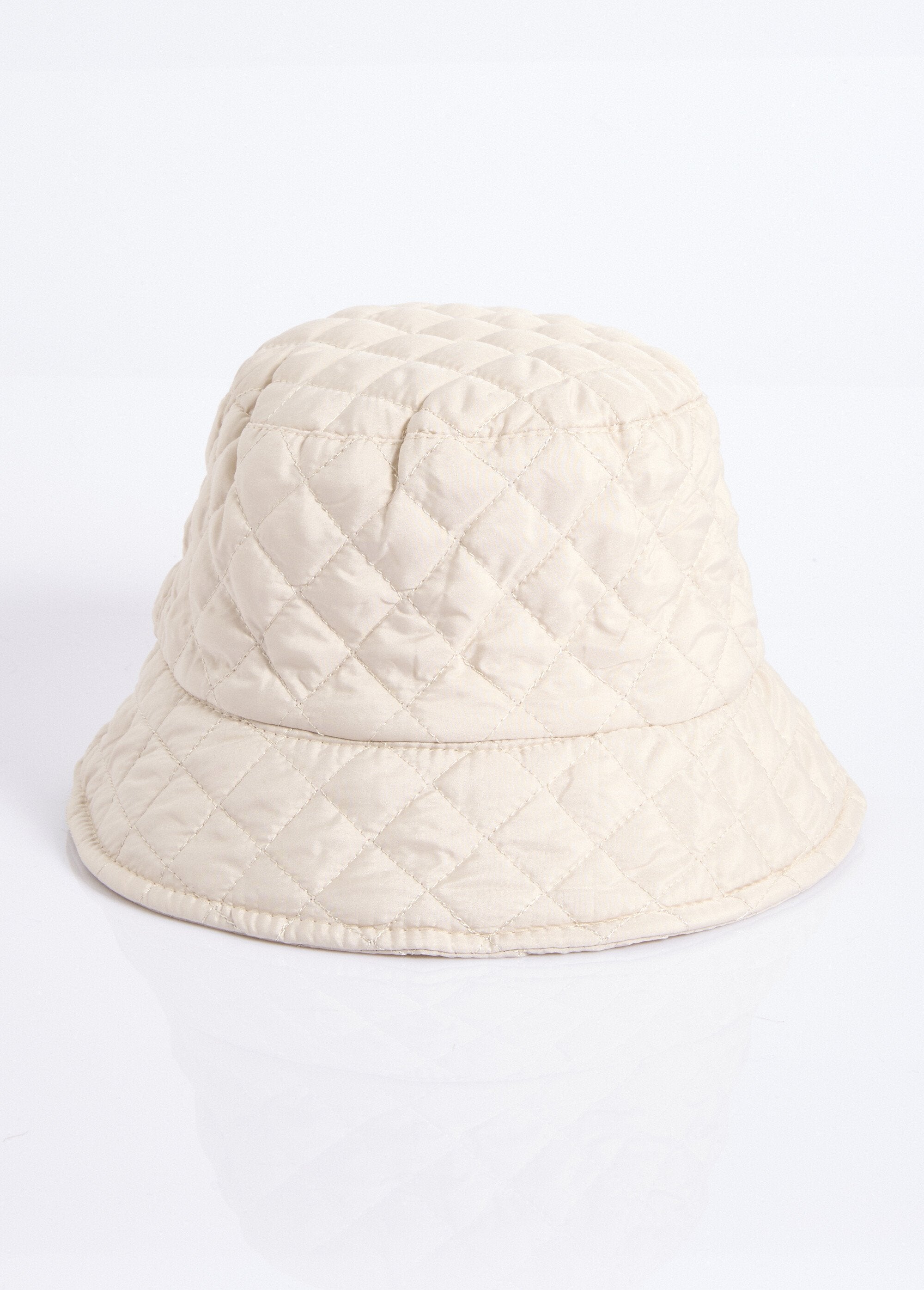 Quilted_bob_with_stitching_Beige_FA1_slim