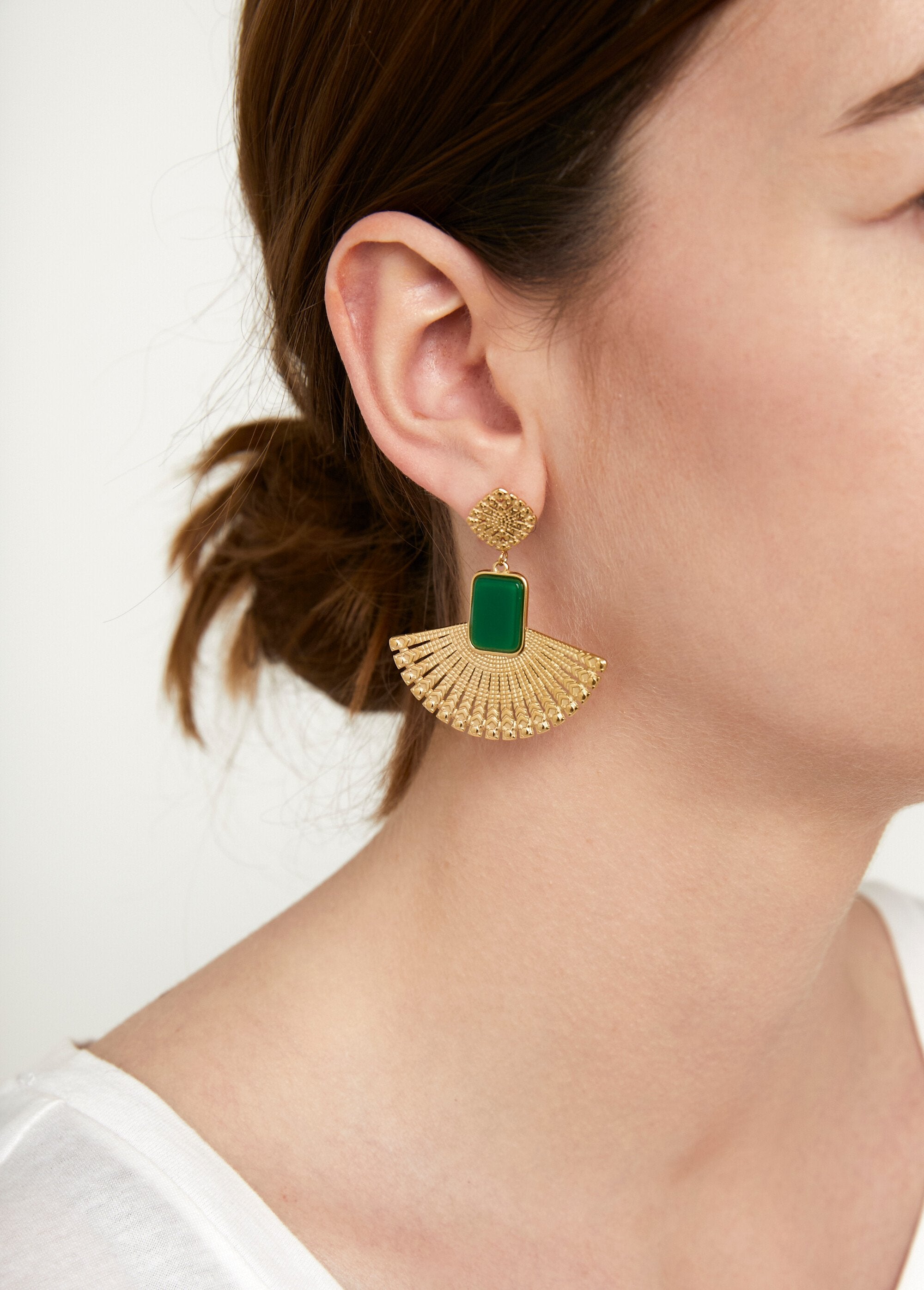 Fan-shaped_steel_earrings_Gold_and_green_FA1_slim