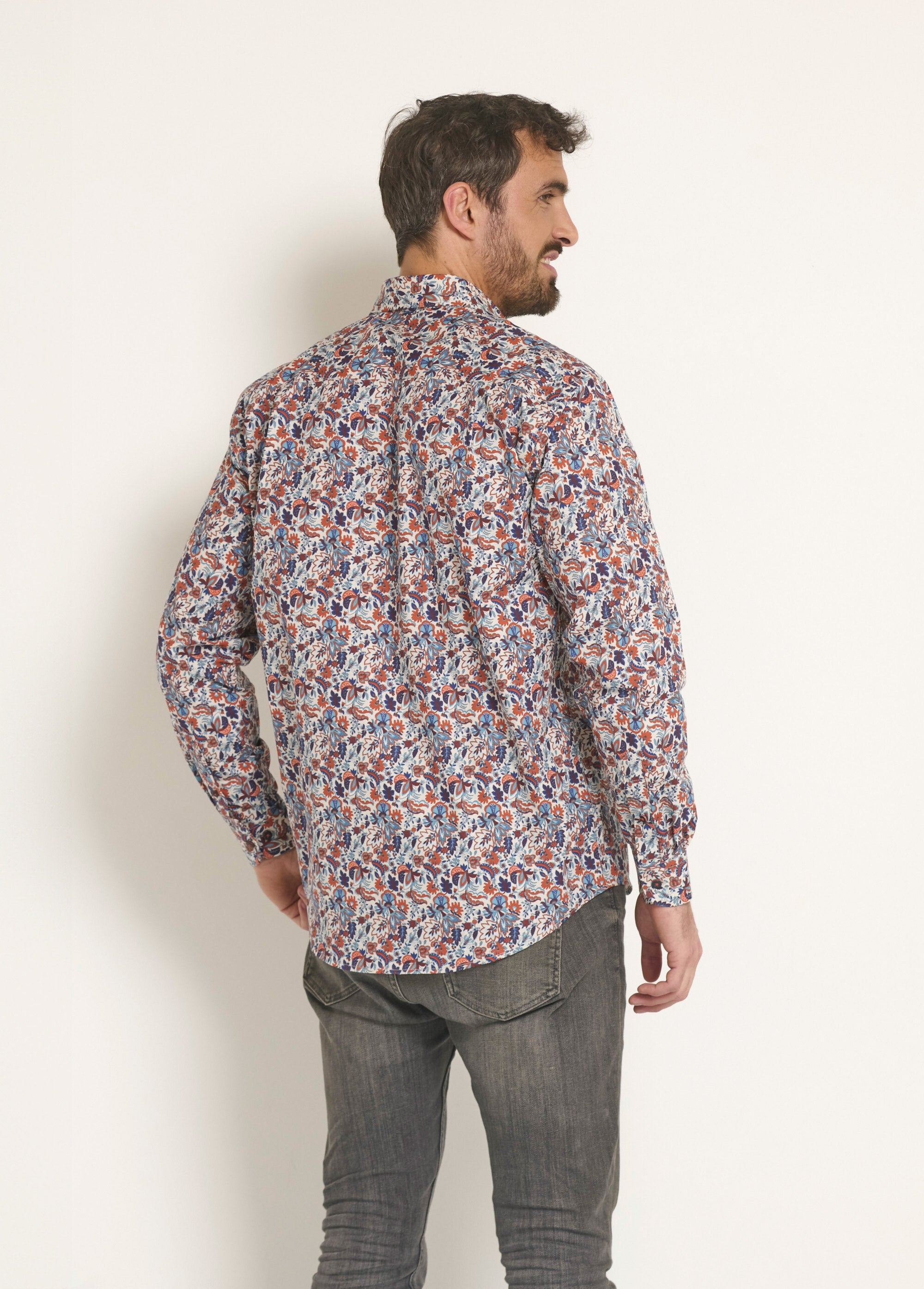 Fancy_paisley_pattern_shirt_Orange_and_blue_DO1_slim