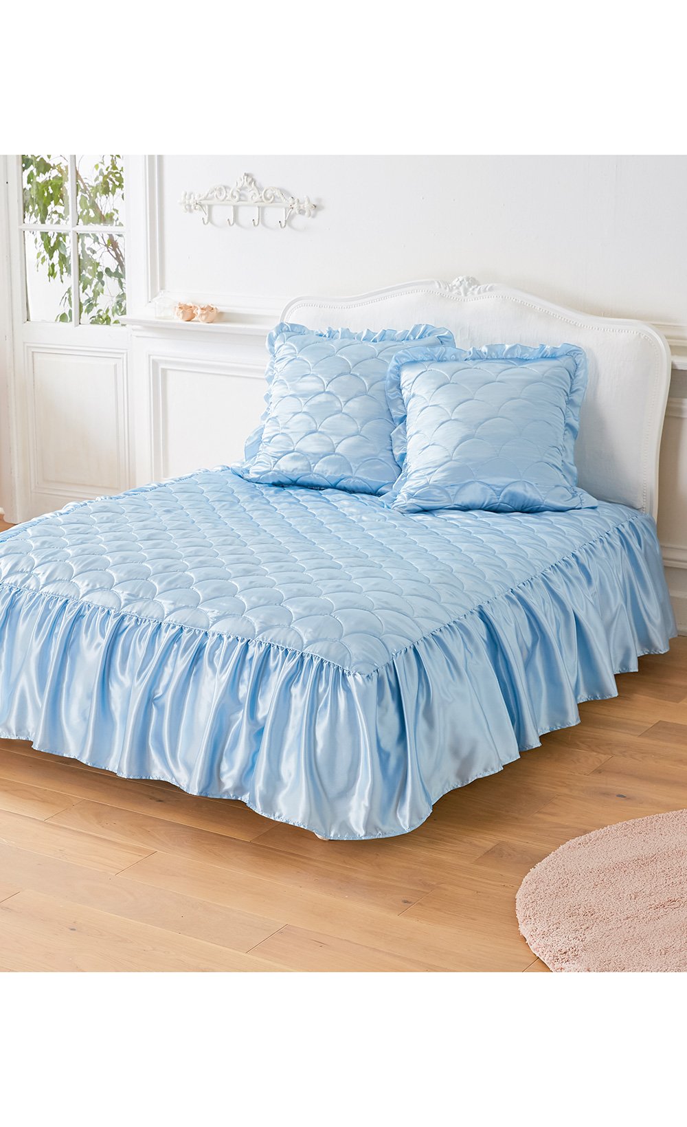 Quilted_plain_satin_bedspread_Sky_FA1_slim