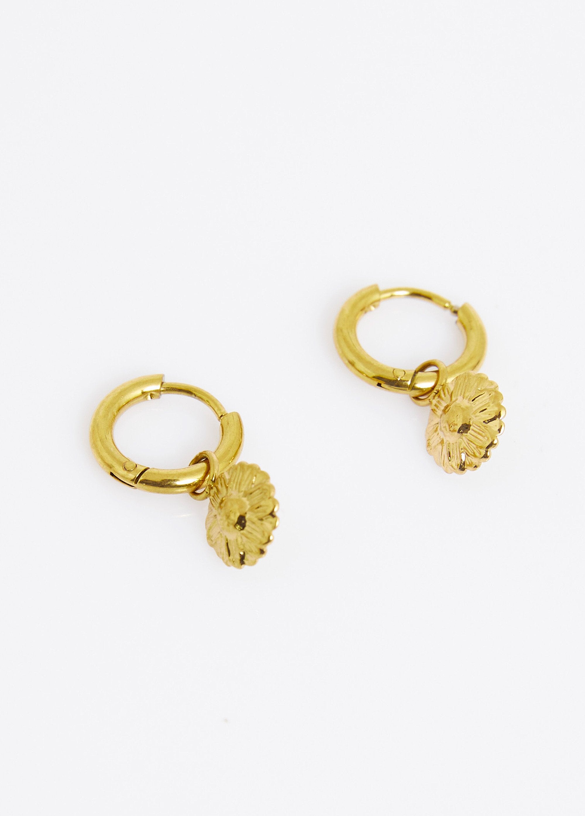 Stainless_steel_daisy_hoop_earrings_Golden_FA1_slim