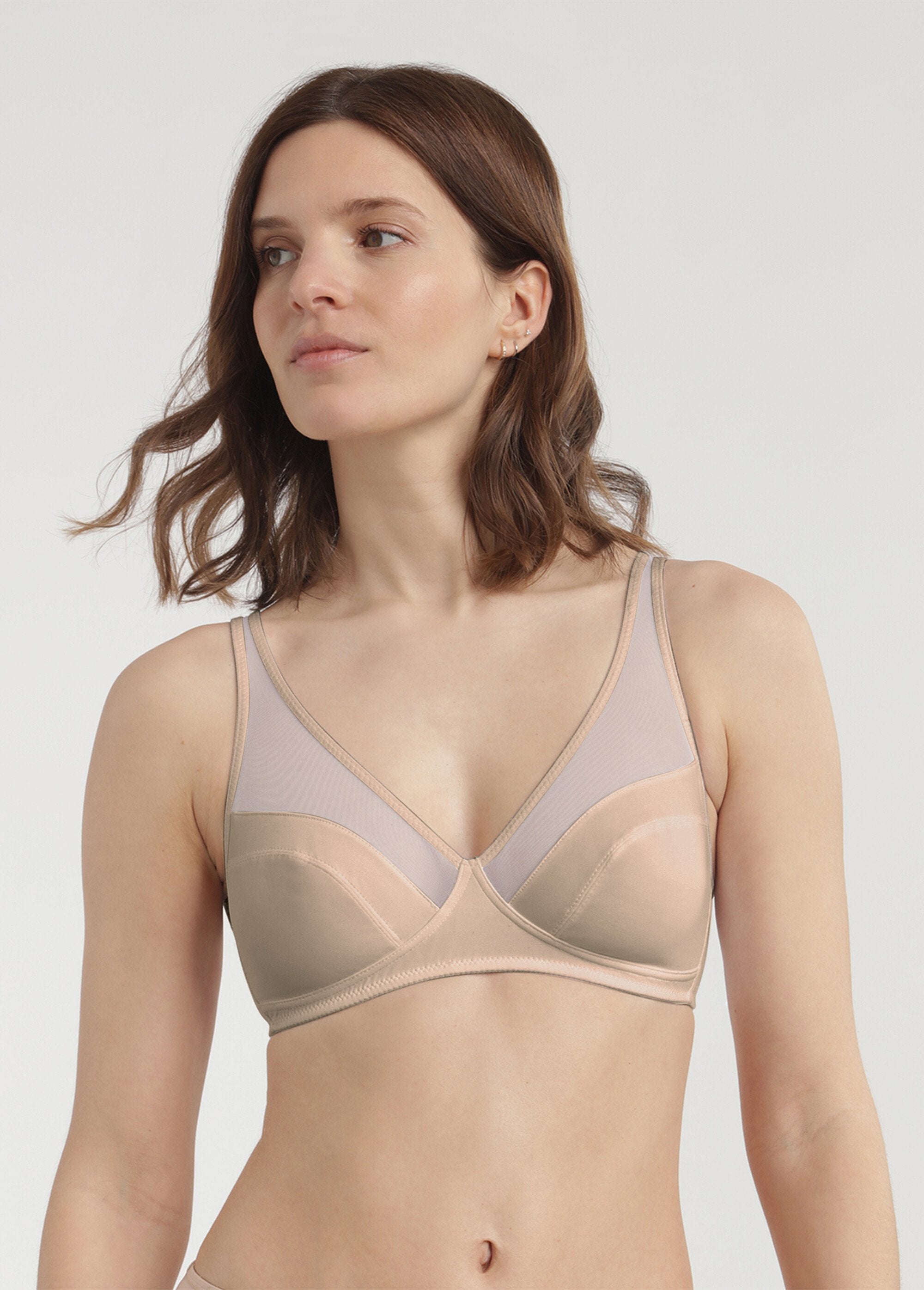 Dim®_-_Generous_bra_without_underwire_Skin_FA1_slim