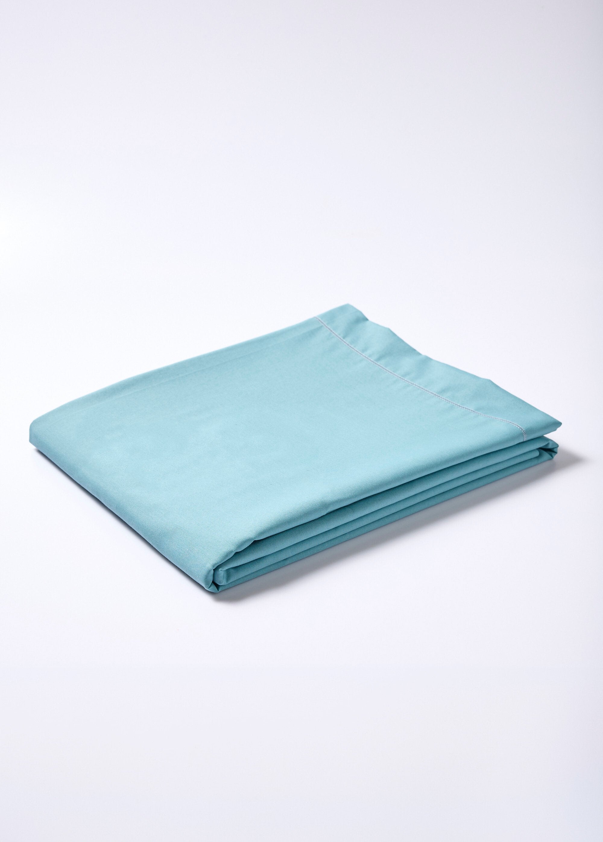 Plain_polycotton_flat_sheet_Ice_blue_FA1_slim