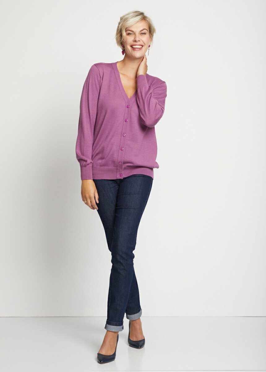 Buttoned_V-neck_cardigan_with_merino_wool_Violin_SF1_slim