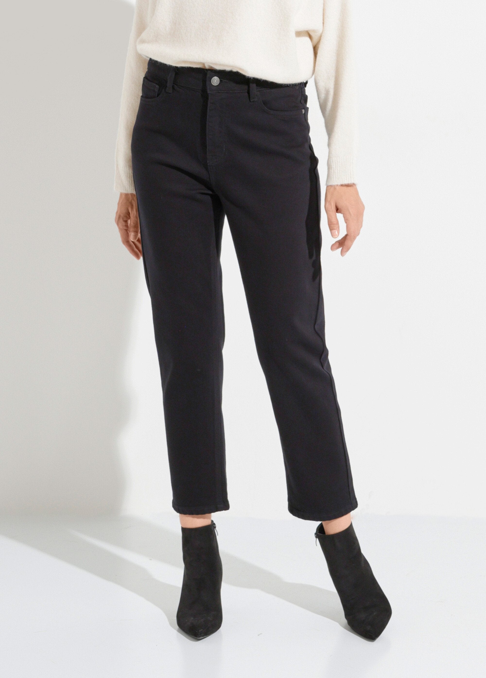 Denim_mom_jeans,_PLUS_SIZE_special_Black_FA1_slim