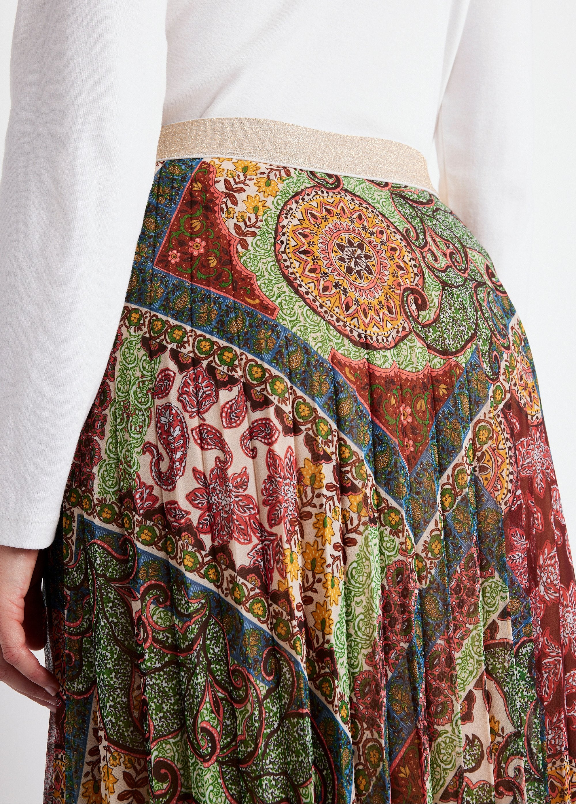 Printed_pleated_long_skirt_Camel_print_DE1_slim