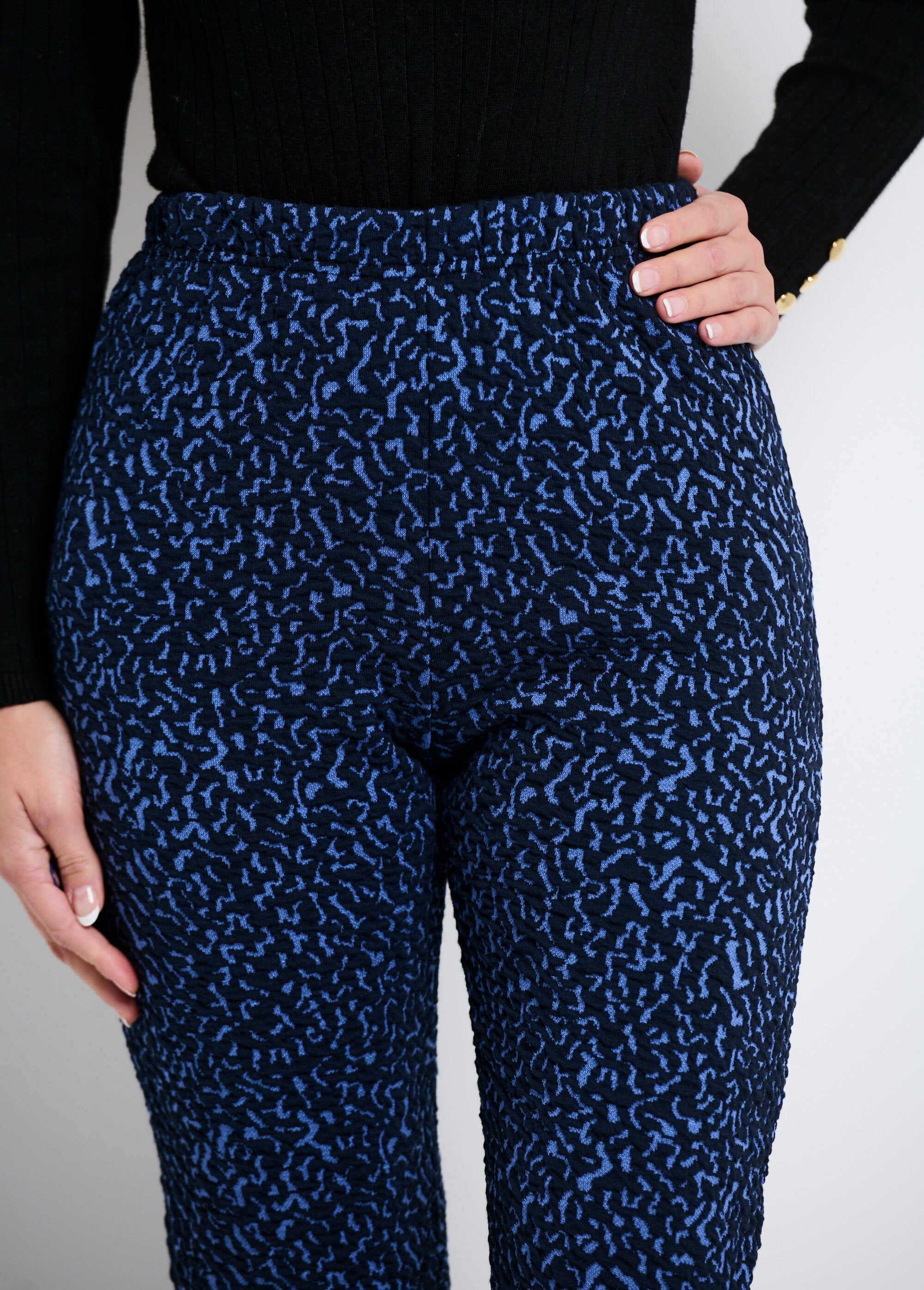 Plain_or_two-tone_stretchy_elasticated_waist_leggings_Blue_and_indigo_DE1_slim