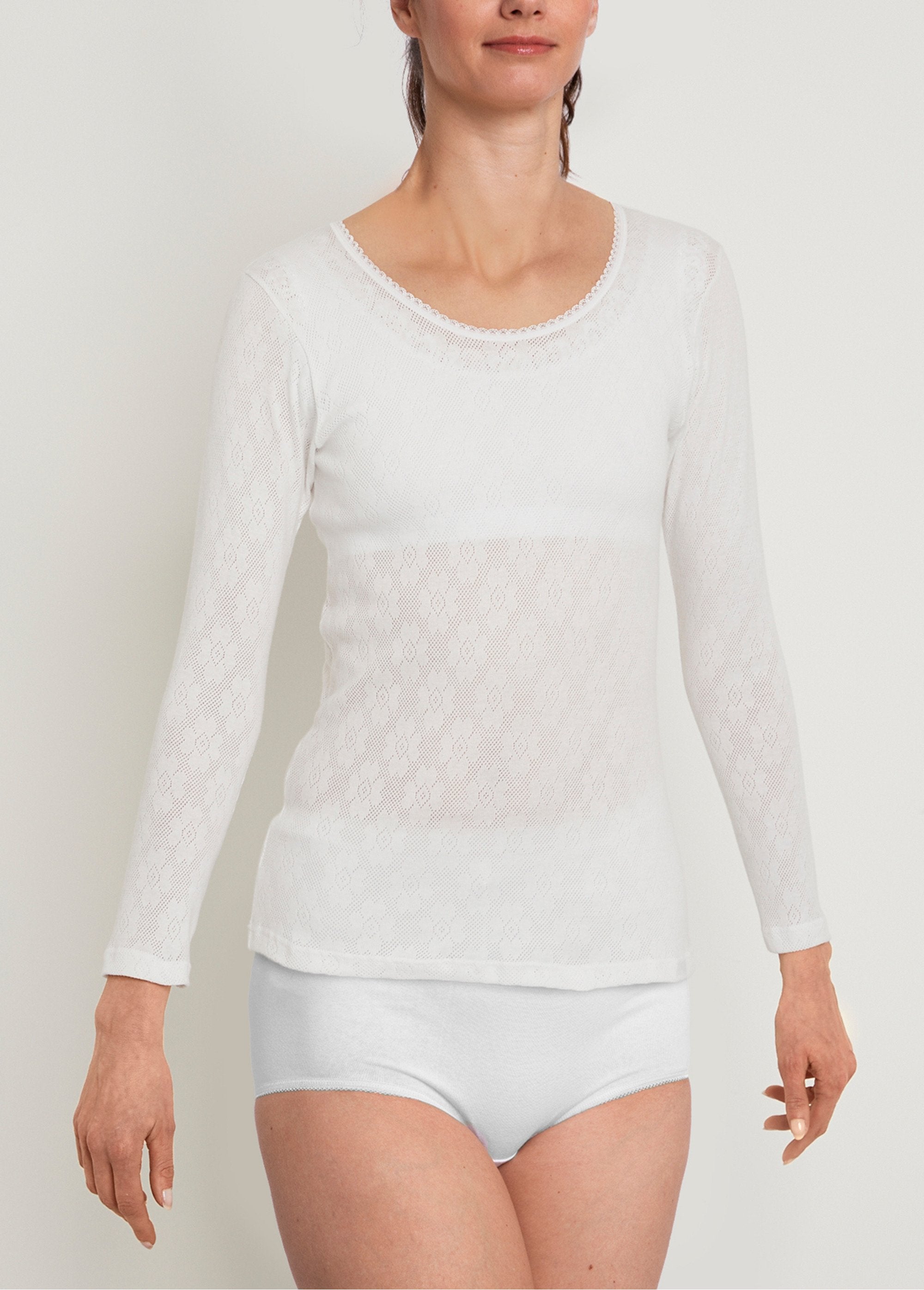 Long_sleeve_undershirt_White_FA2_slim