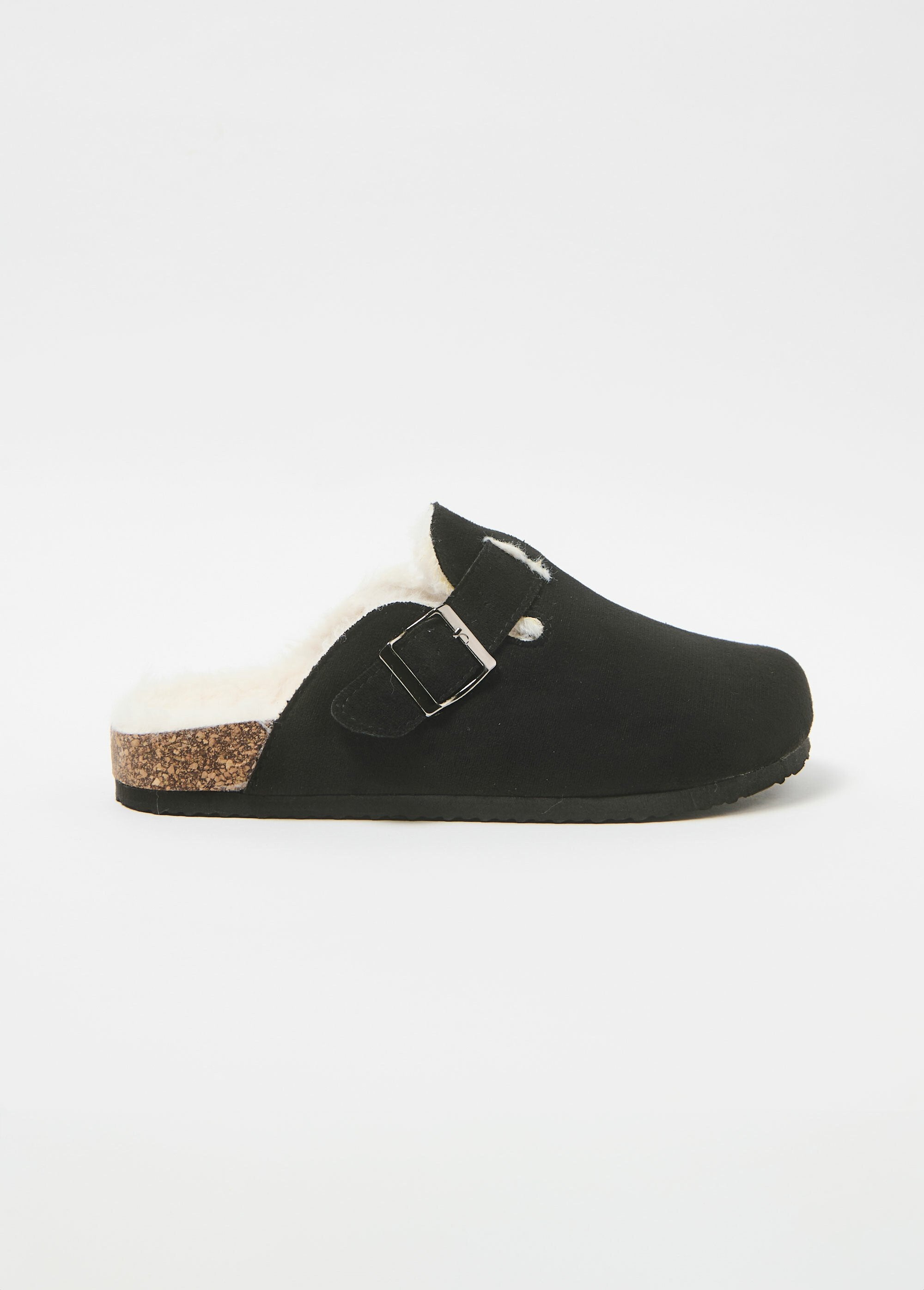 Trendy_fur-lined_mules_with_buckle_Black_DR1_slim