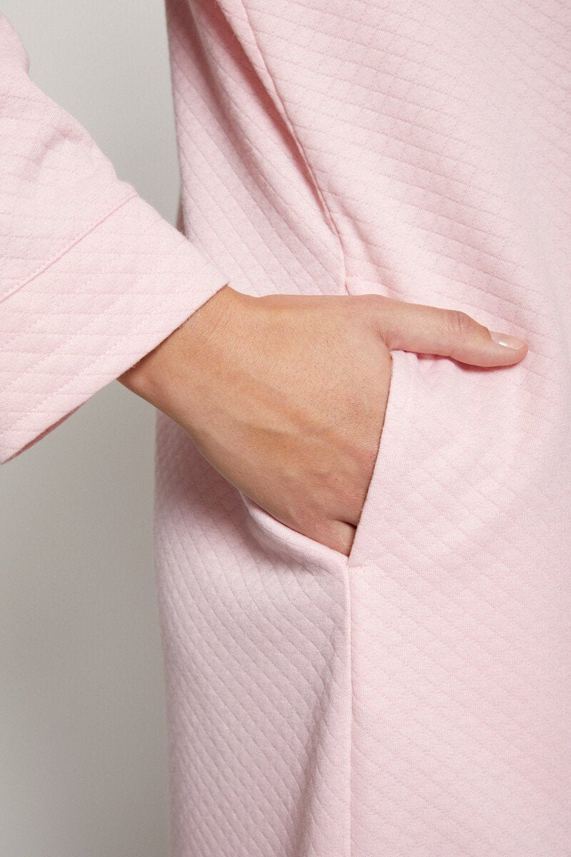 Long_quilted-effect_knit_bathrobe_Pink_DE3_slim