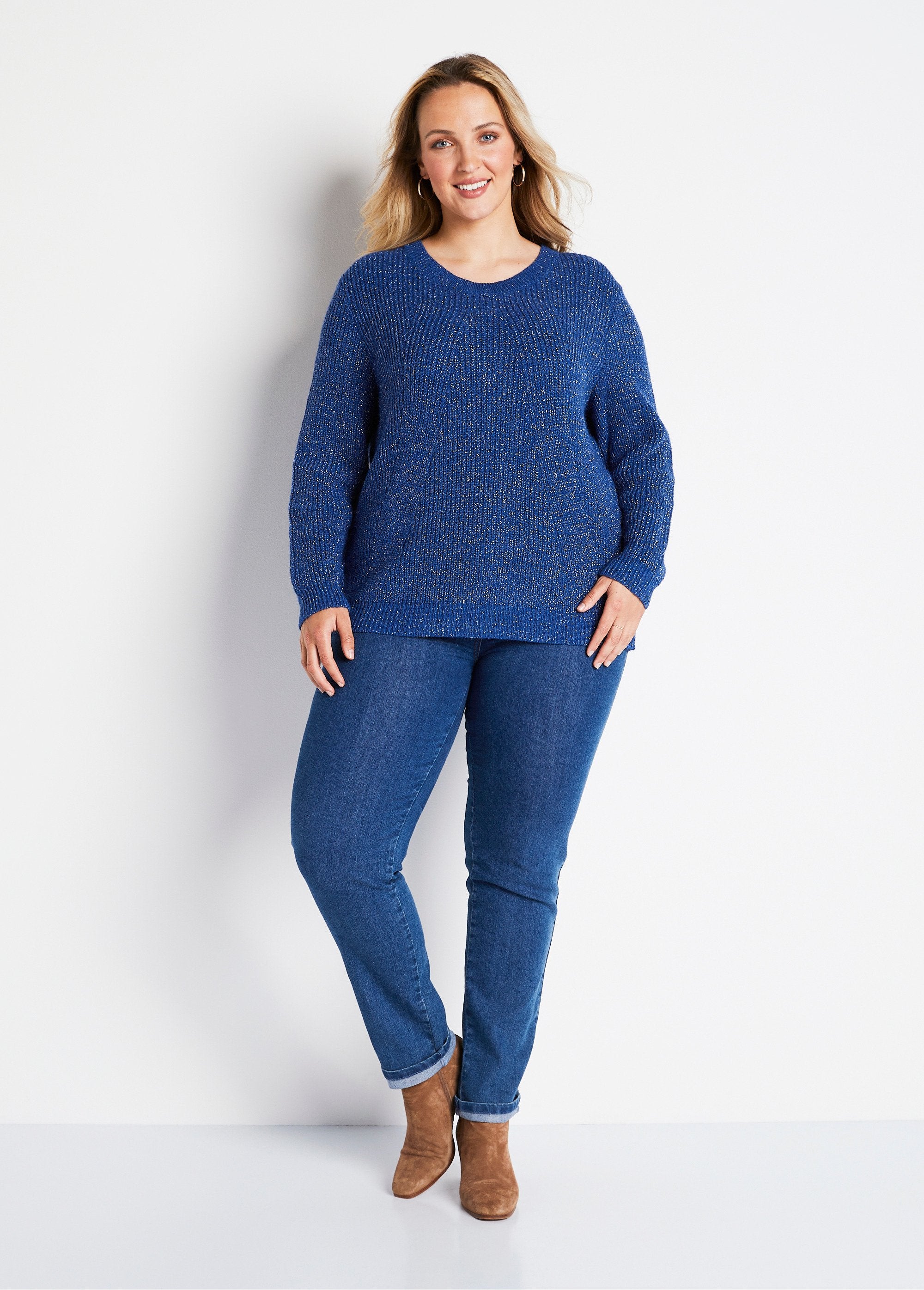 Round_neck_beaded_knit_sweater_with_wool_Blue_SF1_curvy