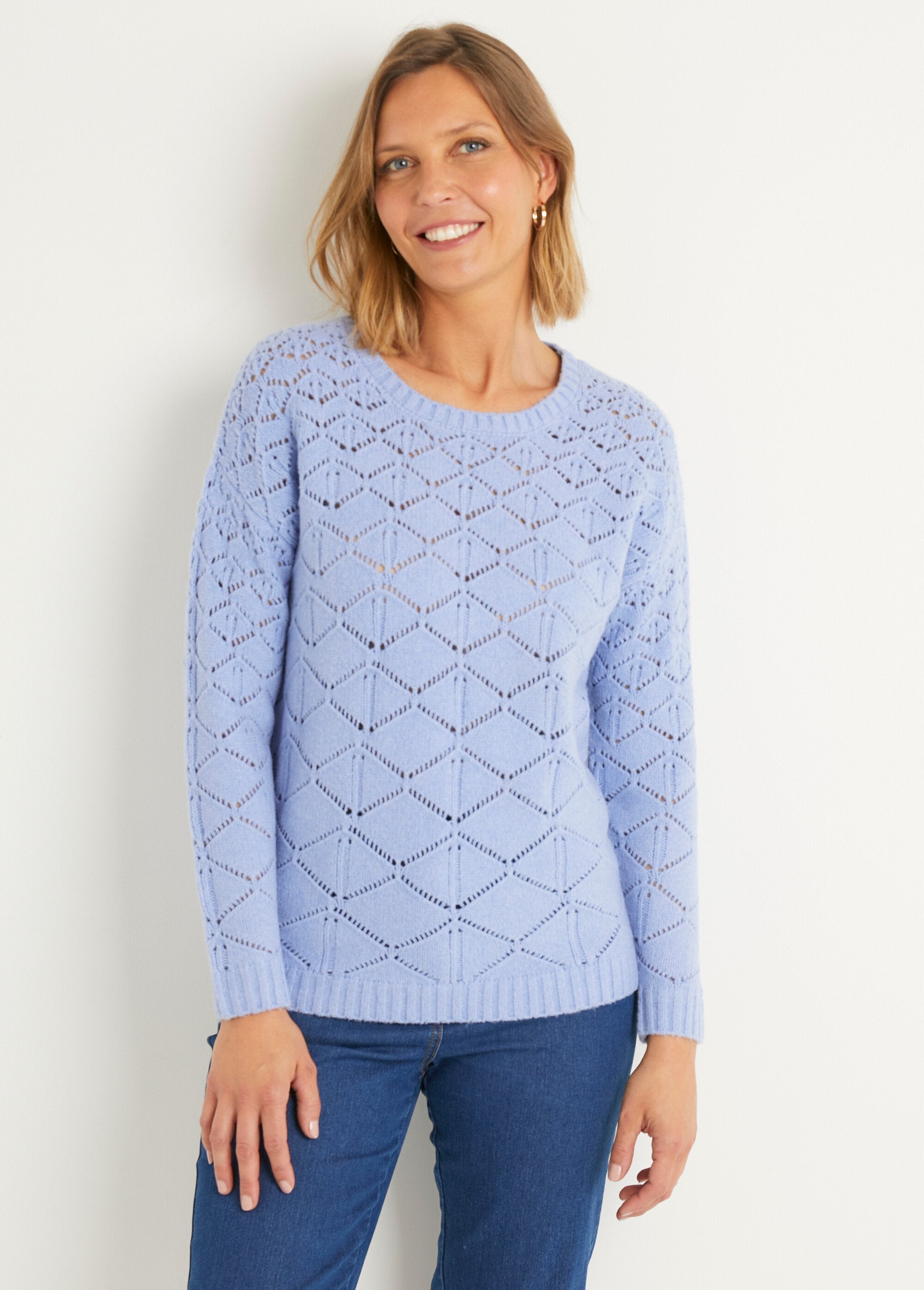 Openwork_short_sweater,_round_neck,_long_sleeves_Blue_FA1_slim