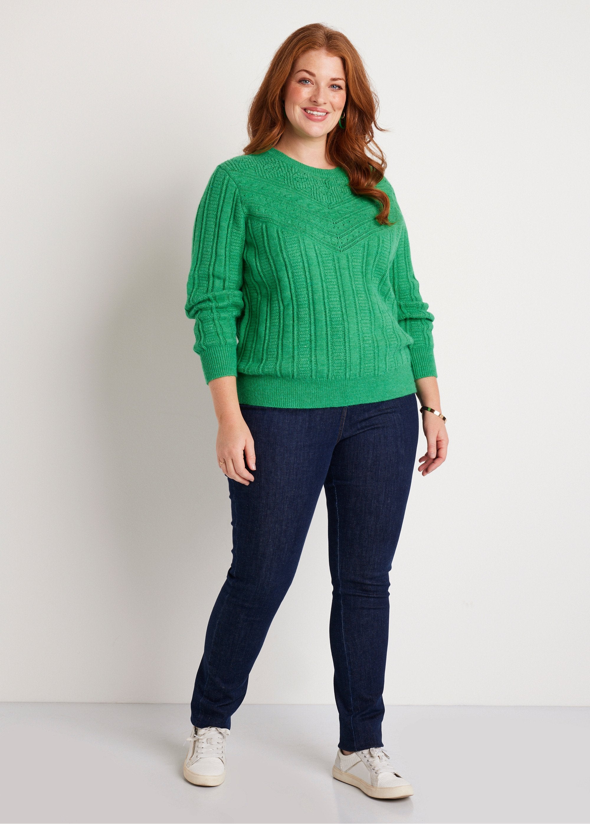 Soft_openwork_sweater_with_round_neck_balls_Green_SF1_curvy