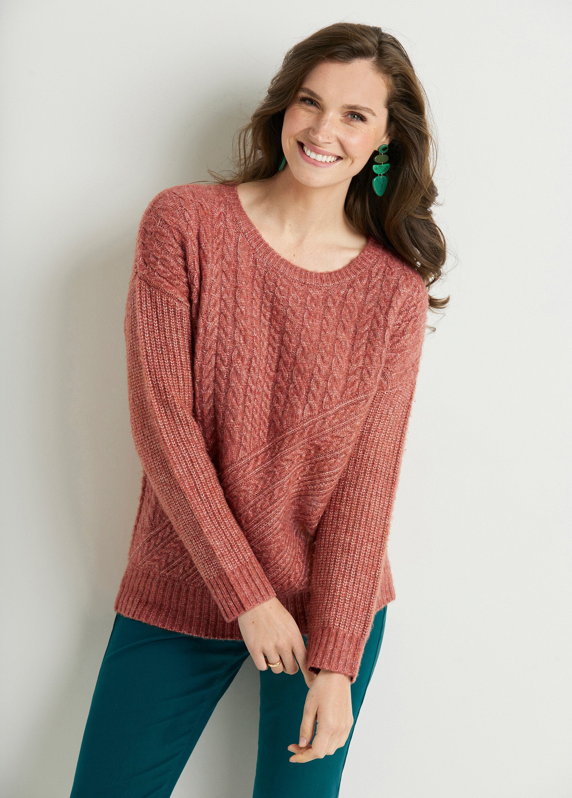 Round_neck_twisted_beaded_heather_knit_sweater_Tomette_FA1_slim