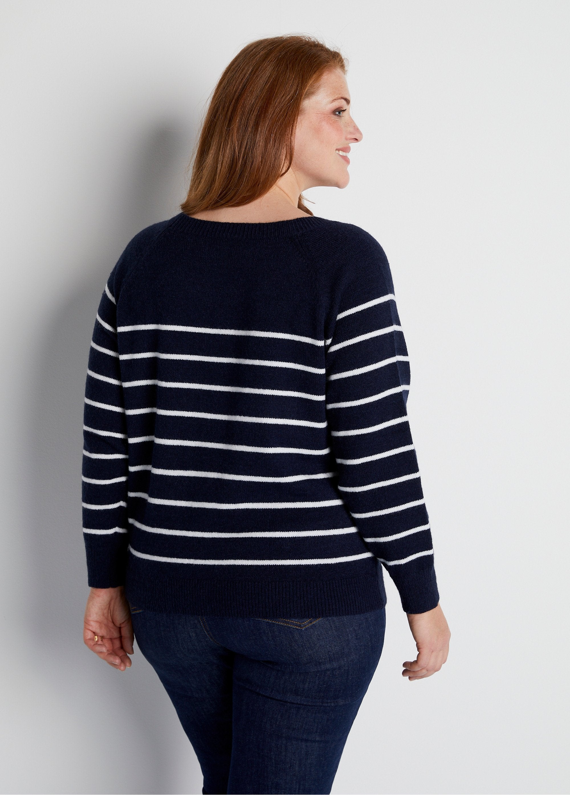 Striped_long-sleeved_sailor_sweater_Navy_and_ecru_DO1_curvy