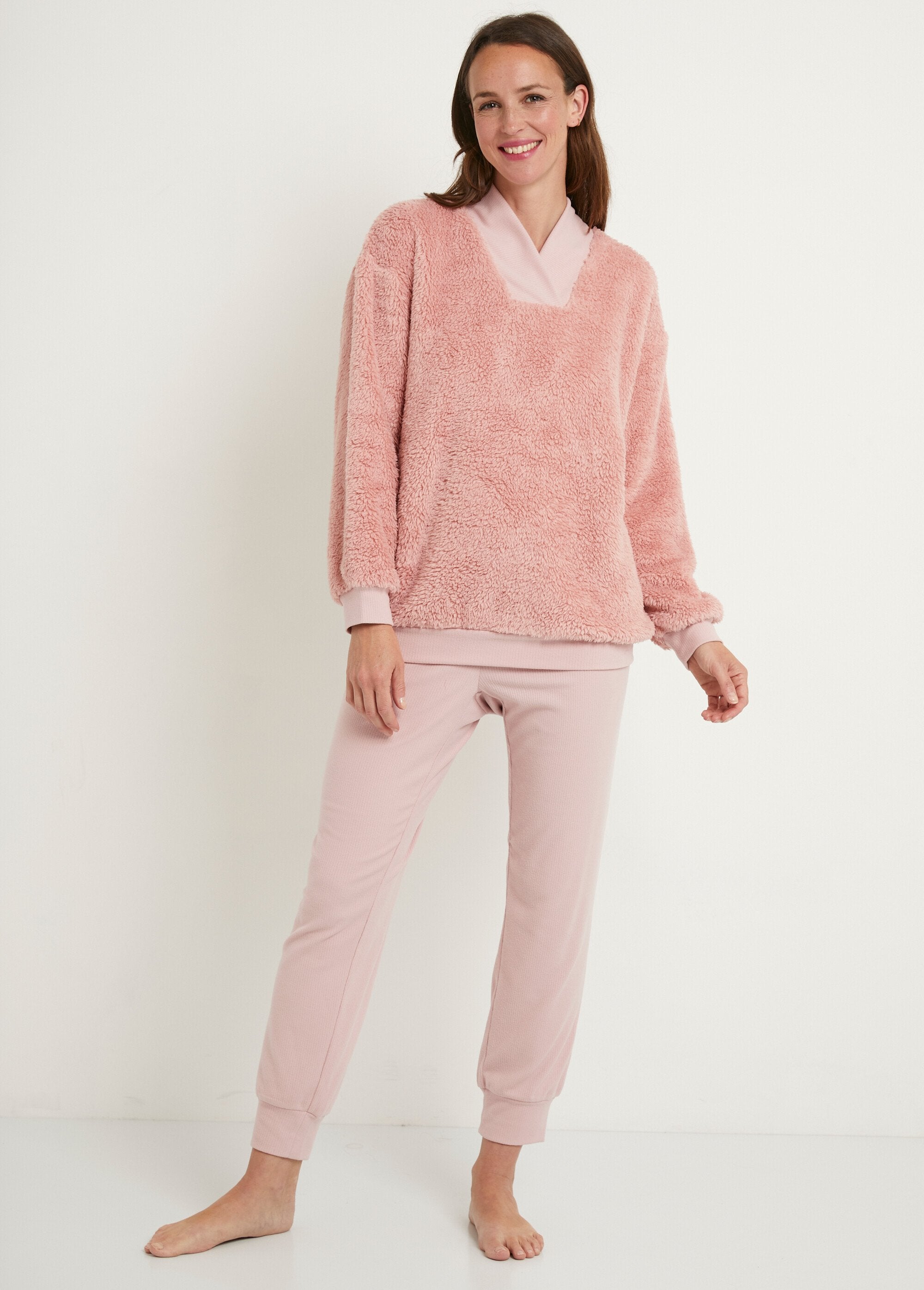 Warm_plain_V-neck_long-sleeved_plush_pyjamas_Old_pink_FA1_slim