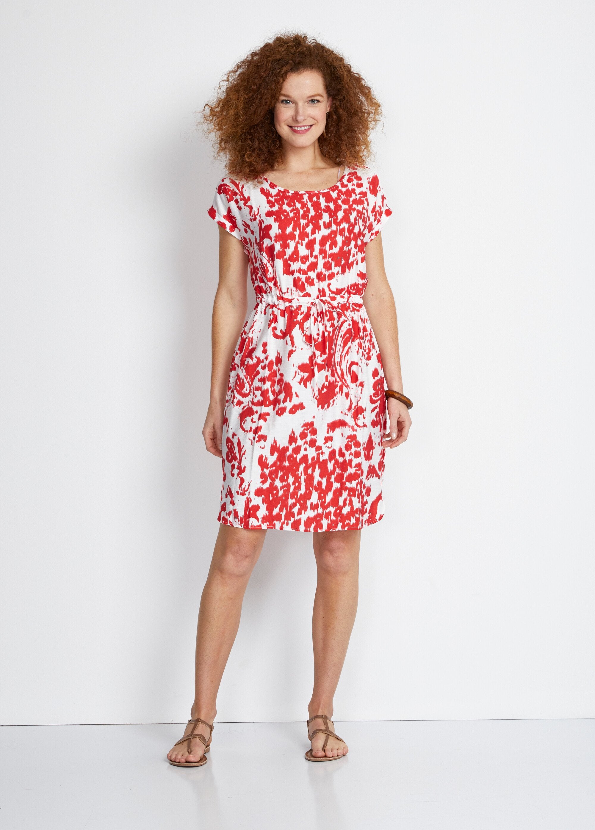 Short_printed_dress_with_kimono_sleeves_White_and_red_FA1_slim