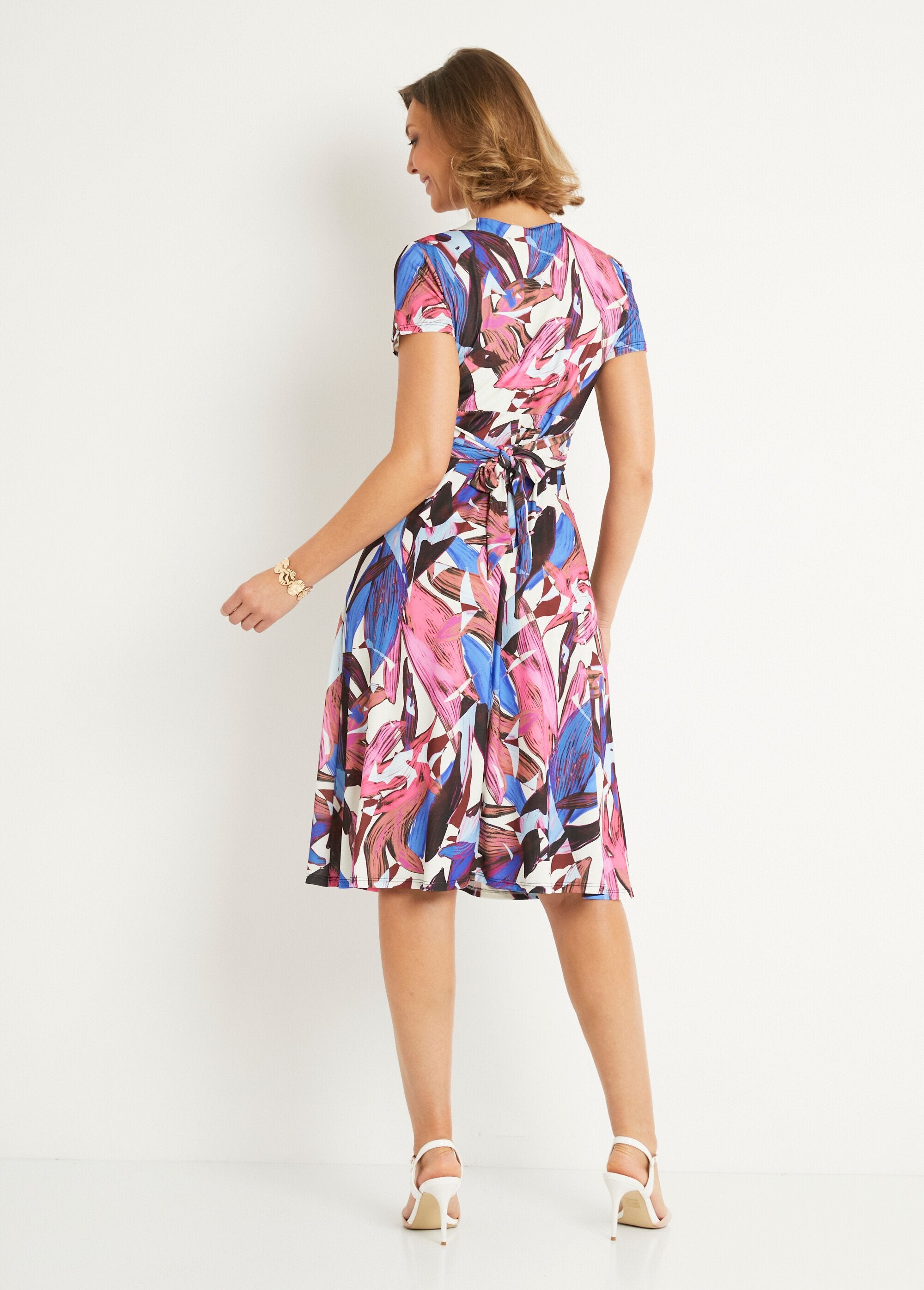 Short-sleeved_draped_printed_dress_Blue_print_DO1_slim