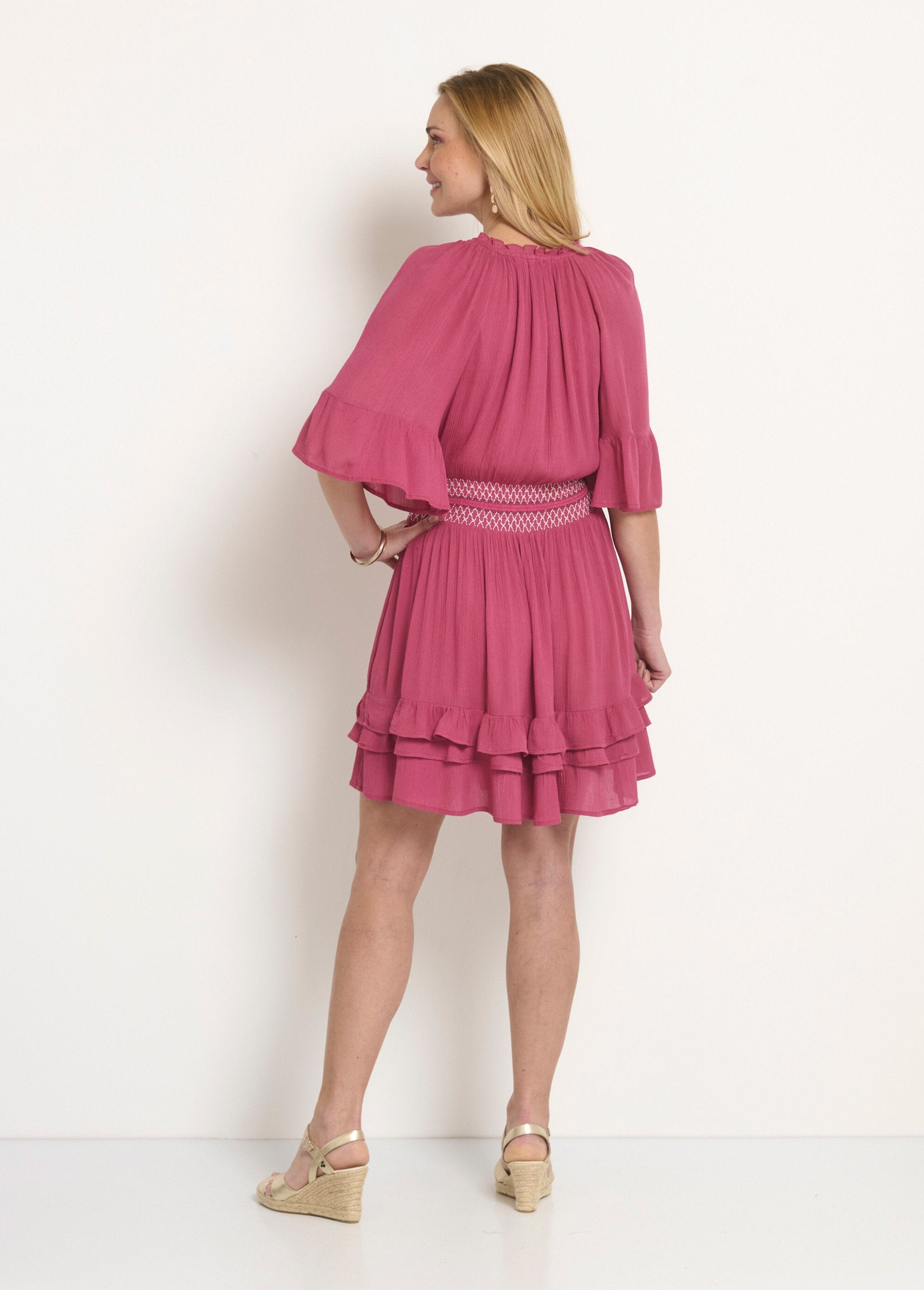 Short_pleated_dress_with_elasticated_waist_Pink_DO1_slim