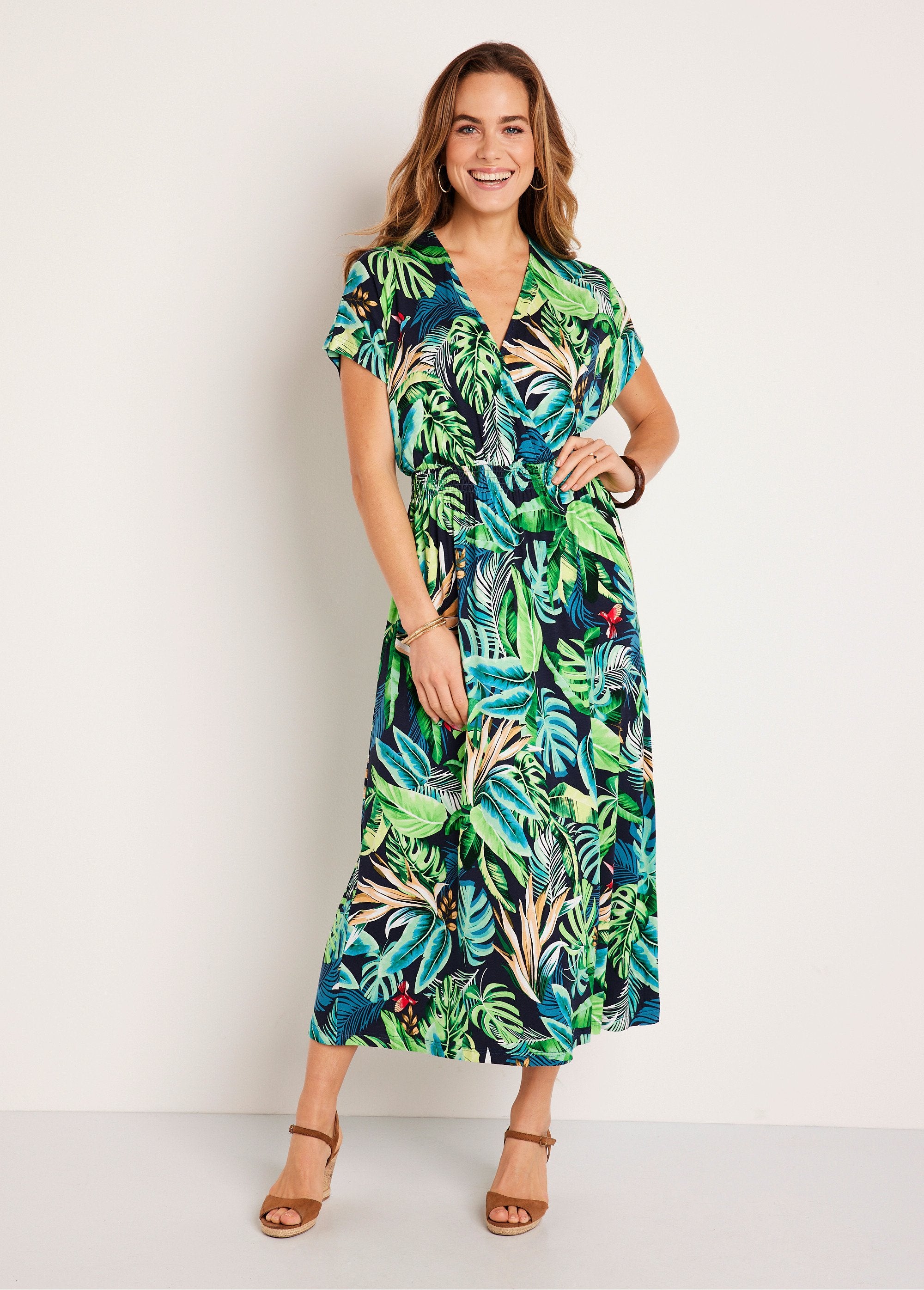 Long_flared_tropical_print_dress_Green_Imp_FA1_slim