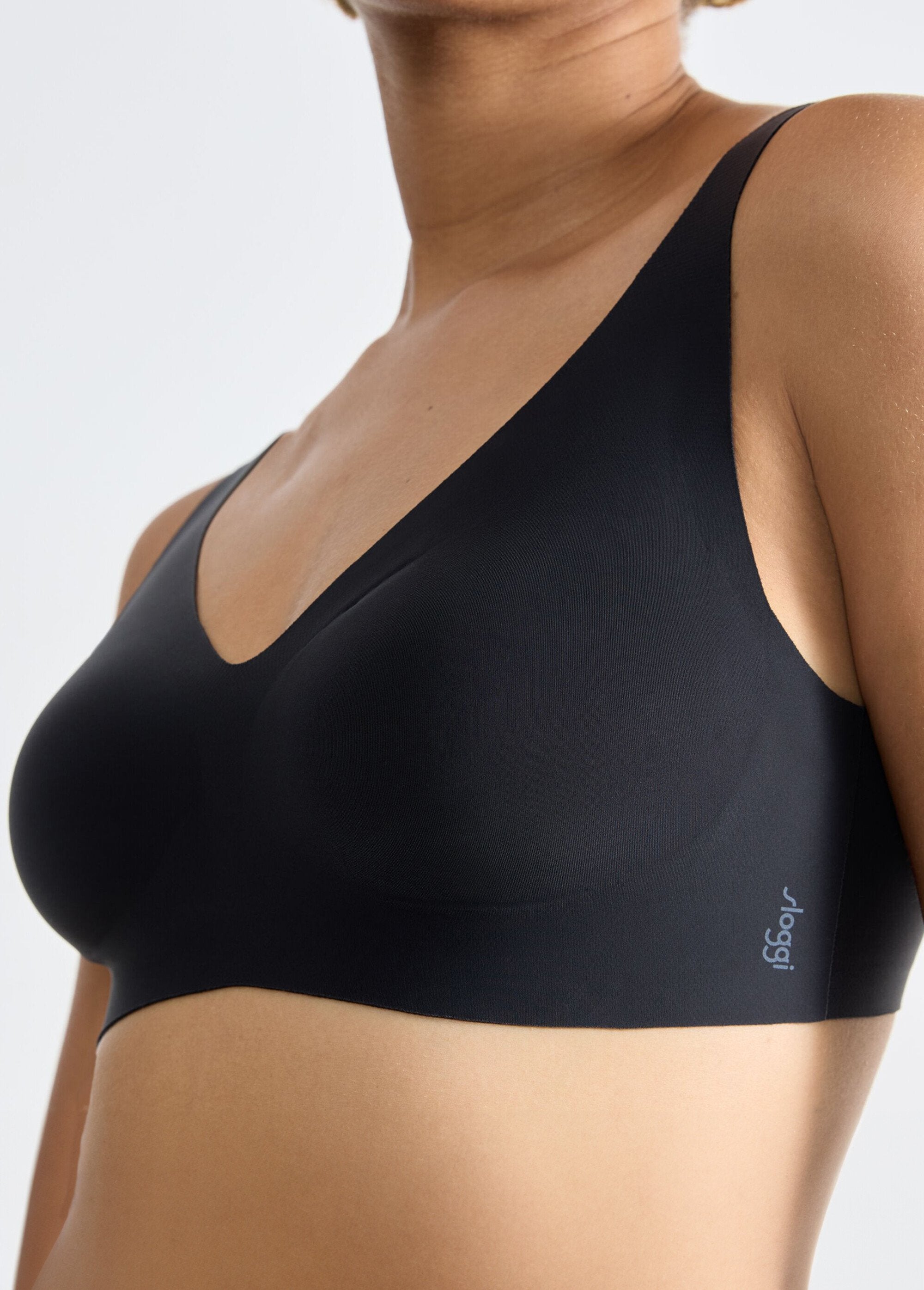 Sloggi®_-_Invisible_microfibre_bra_Black_DE1_slim