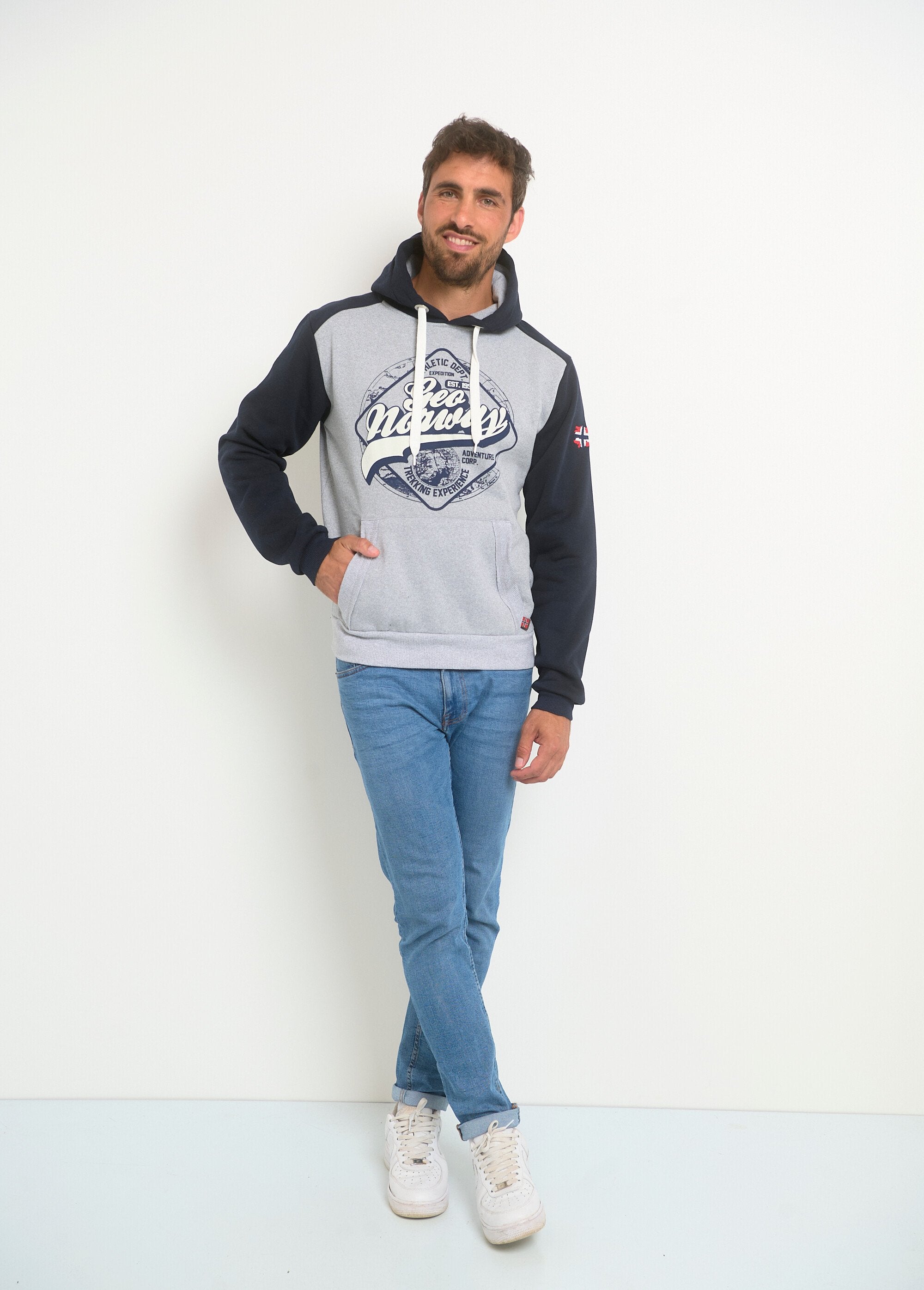Vintage_Logo_Hoodie_Grey_melange_SF1_slim
