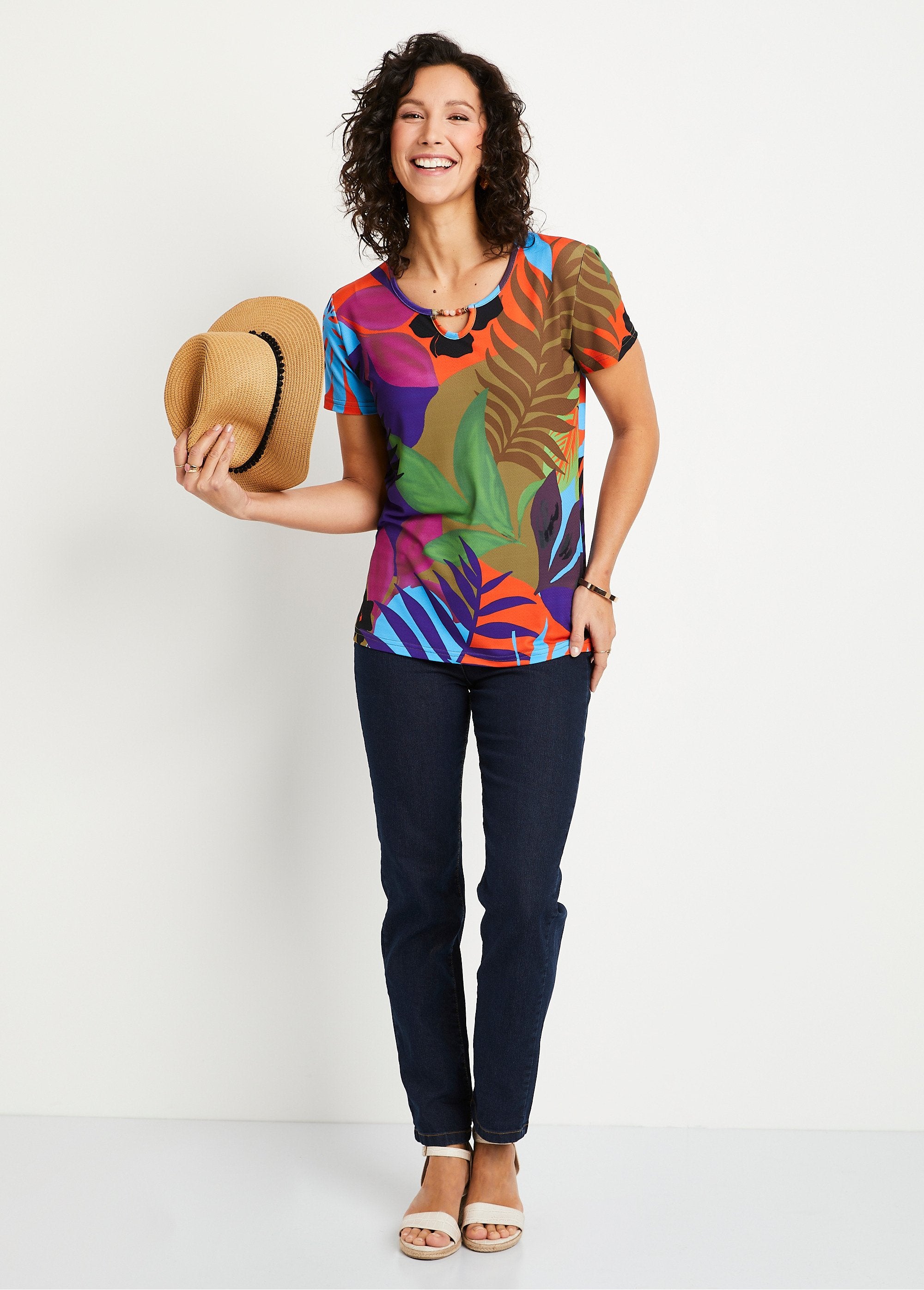 Short_jeweled_round_neck_t-shirt_Multicolor_SF1_slim