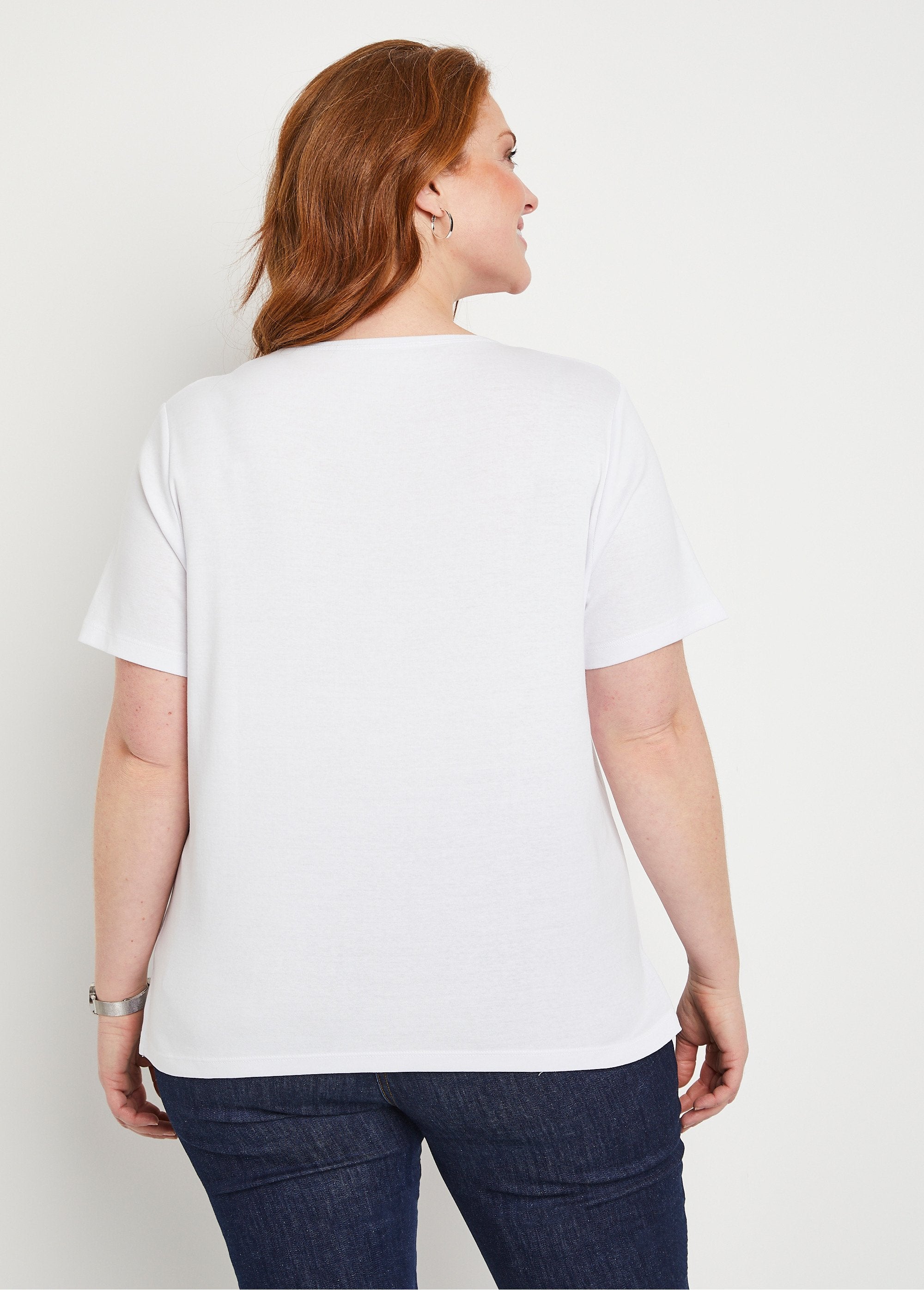 Long_short-sleeved_t-shirt_White_DO1_curvy