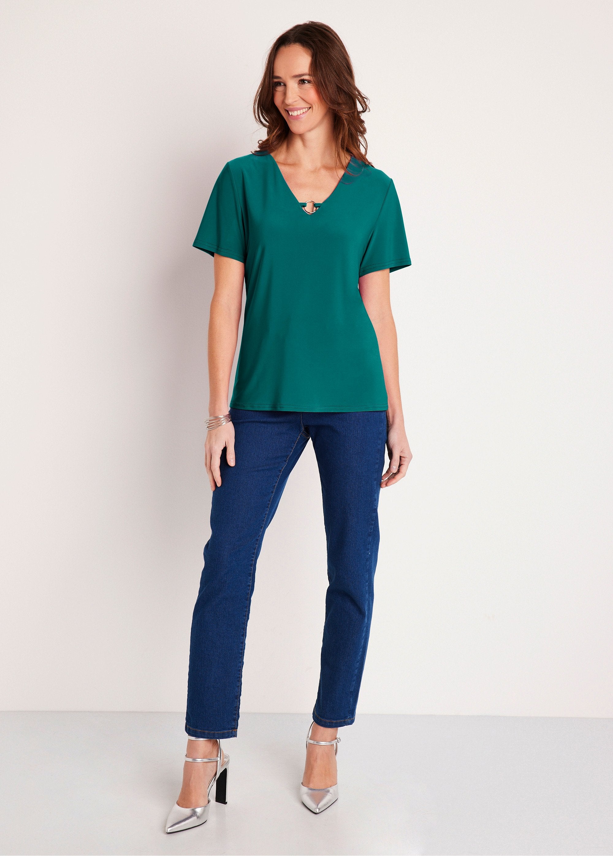 Plain_or_printed_short-sleeved_T-shirt_Plain_green_SF1_slim