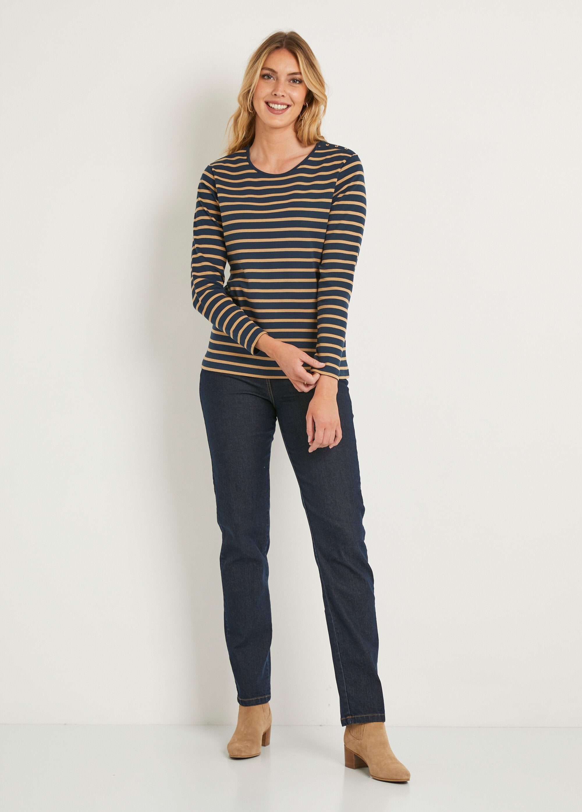 Long-sleeved_cotton_short_sailor_T-shirt_Navy_and_camel_SF1_slim