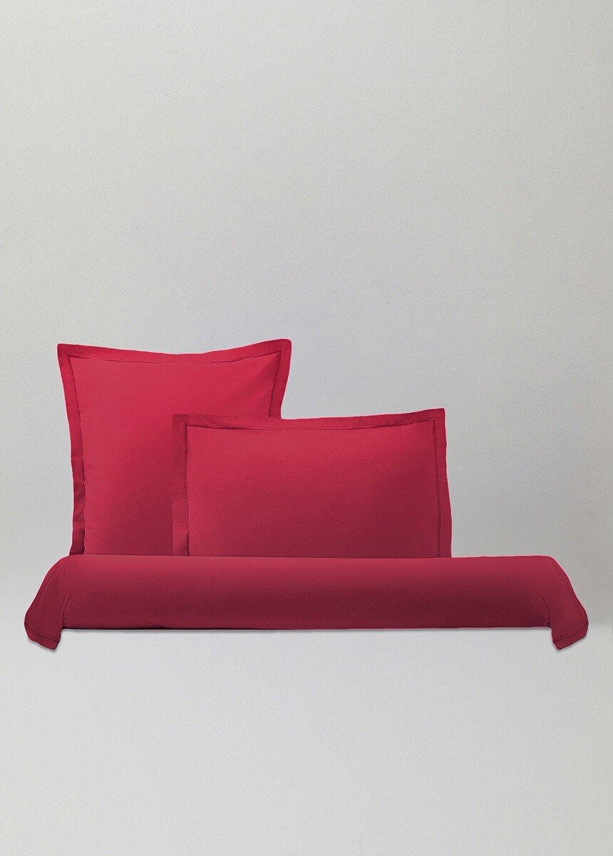 Pillowcase_Fuchsia_FA1_slim