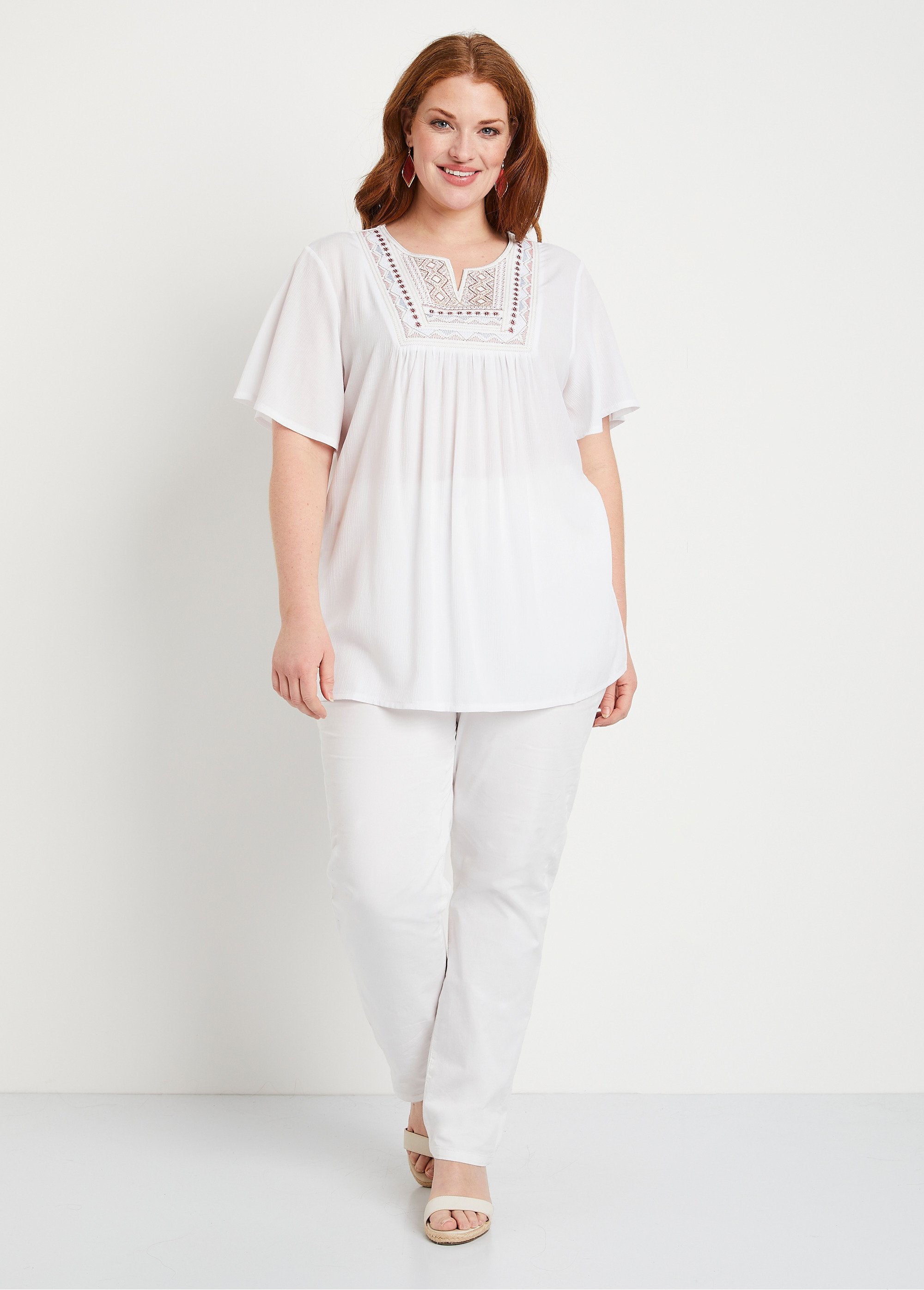 Long_embroidered_loose_tunic_White_SF1_curvy