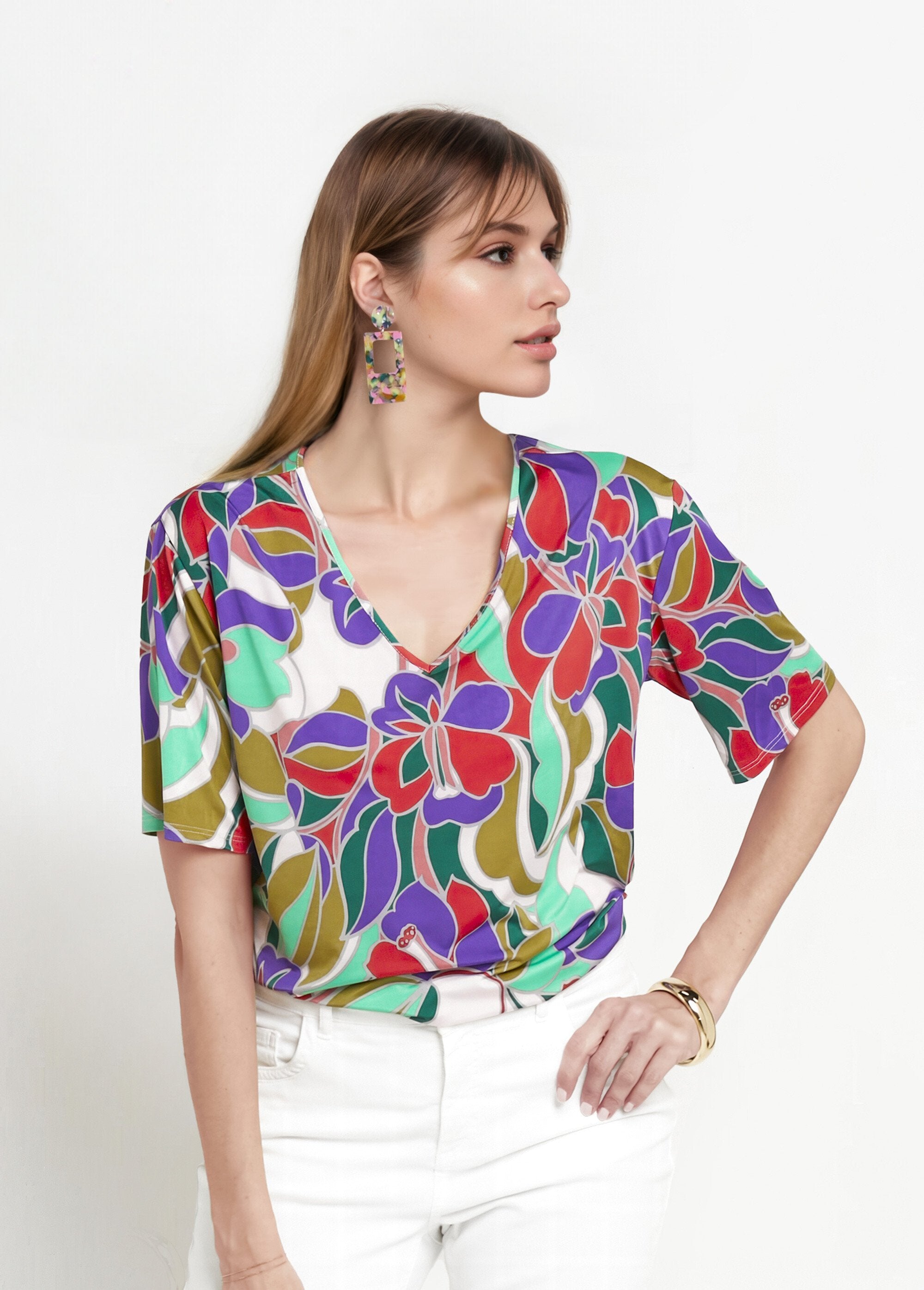 Stretch_tunic_with_V-neck,_graphic_floral_Purple_and_green_print_FA1_slim