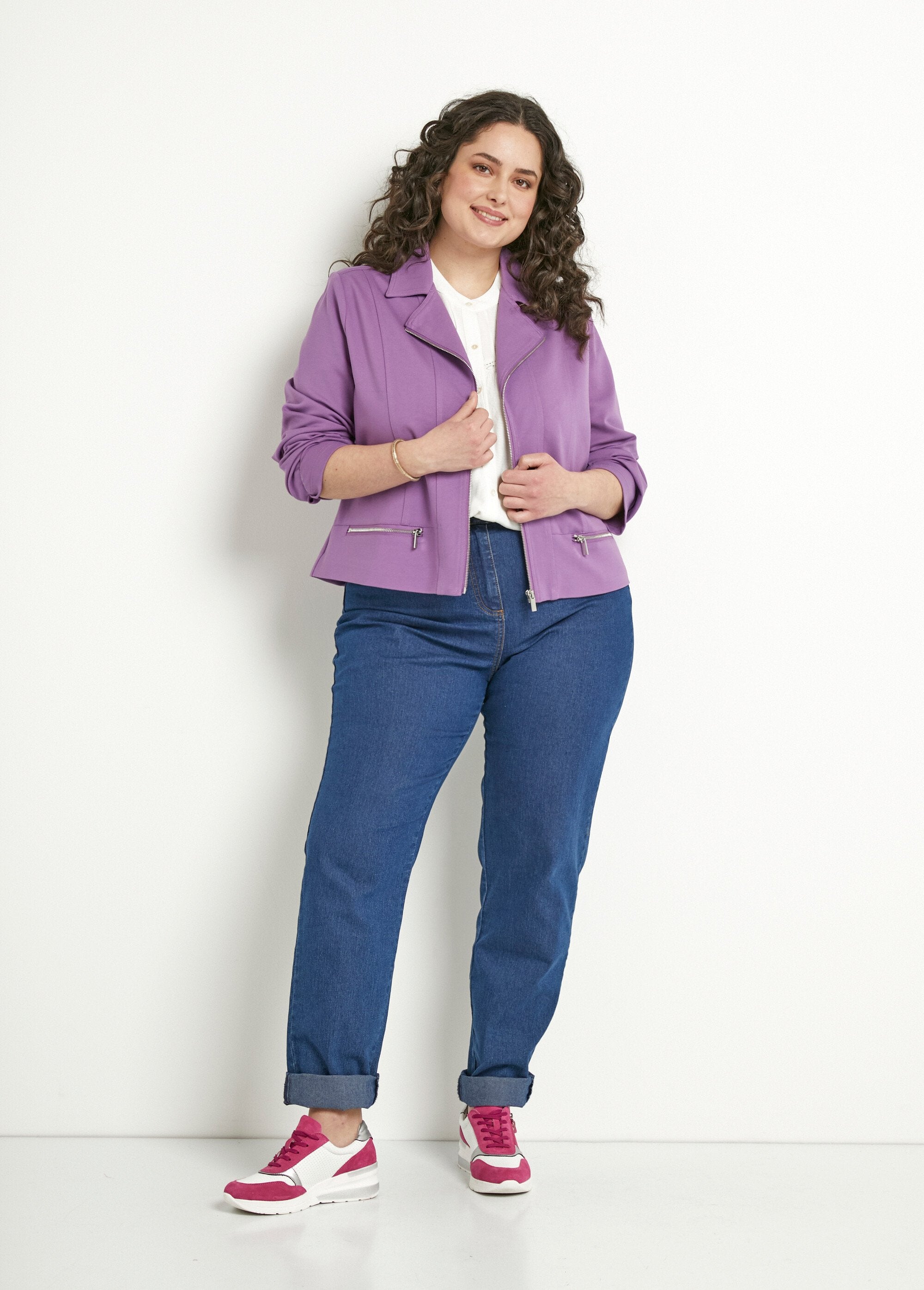 Short_straight_zipped_jacket_in_Milano_knit_Purple_SF1_curvy