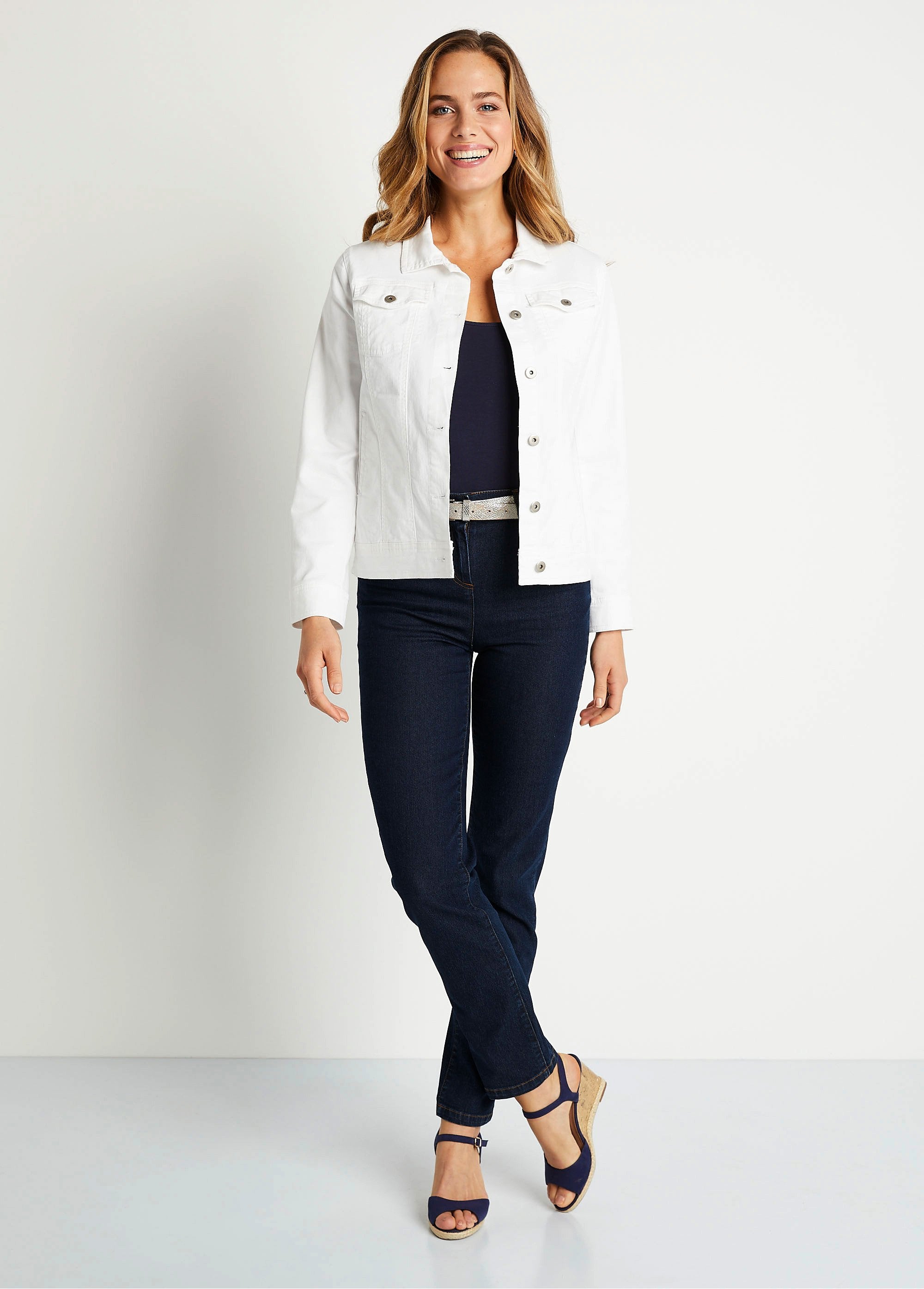 Straight_buttoned_denim_jacket_White_SF1_slim